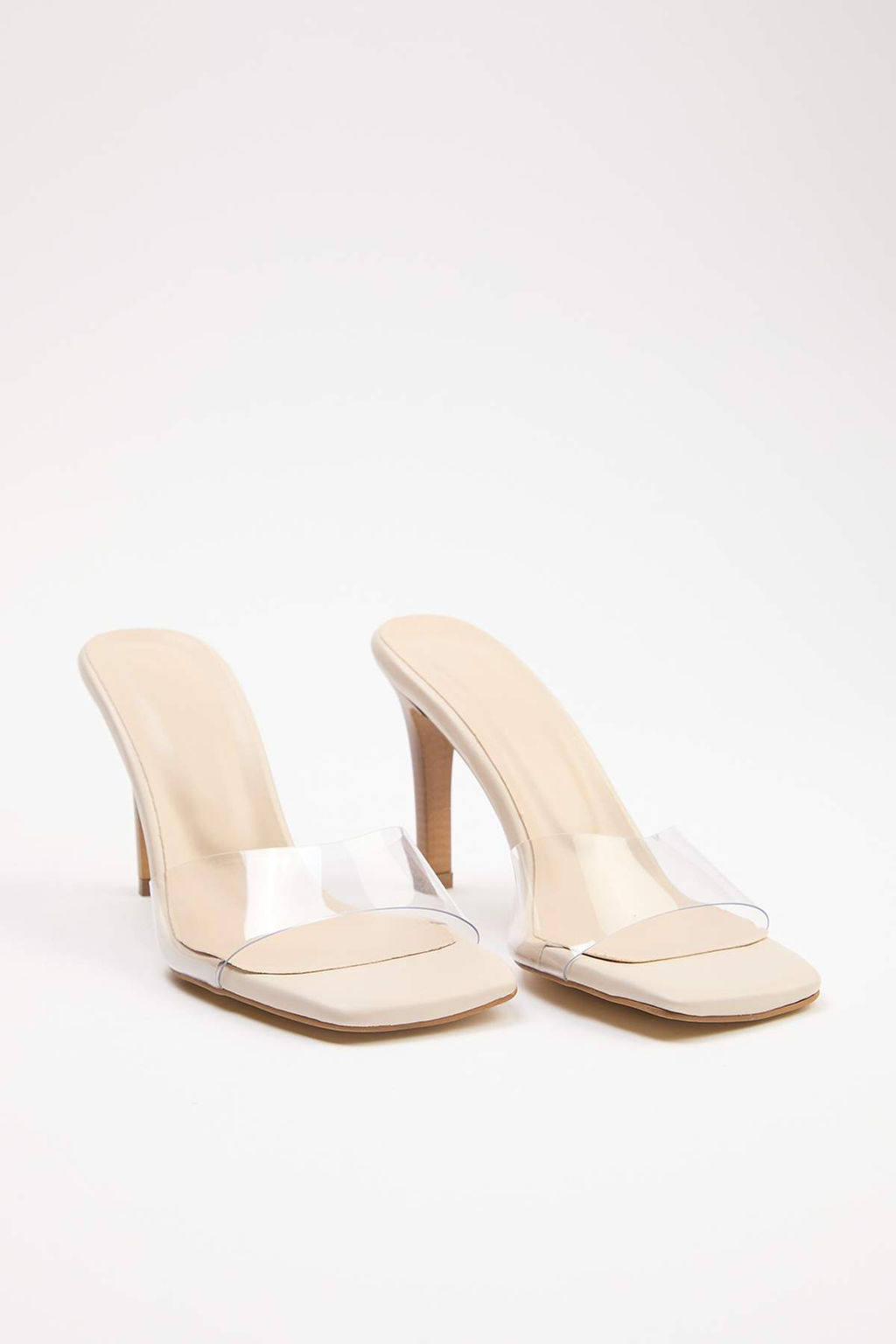 Bej Vinil 9 cm Kad?n Klasik Topuklu Ayakkab? TAKSS26TO00013