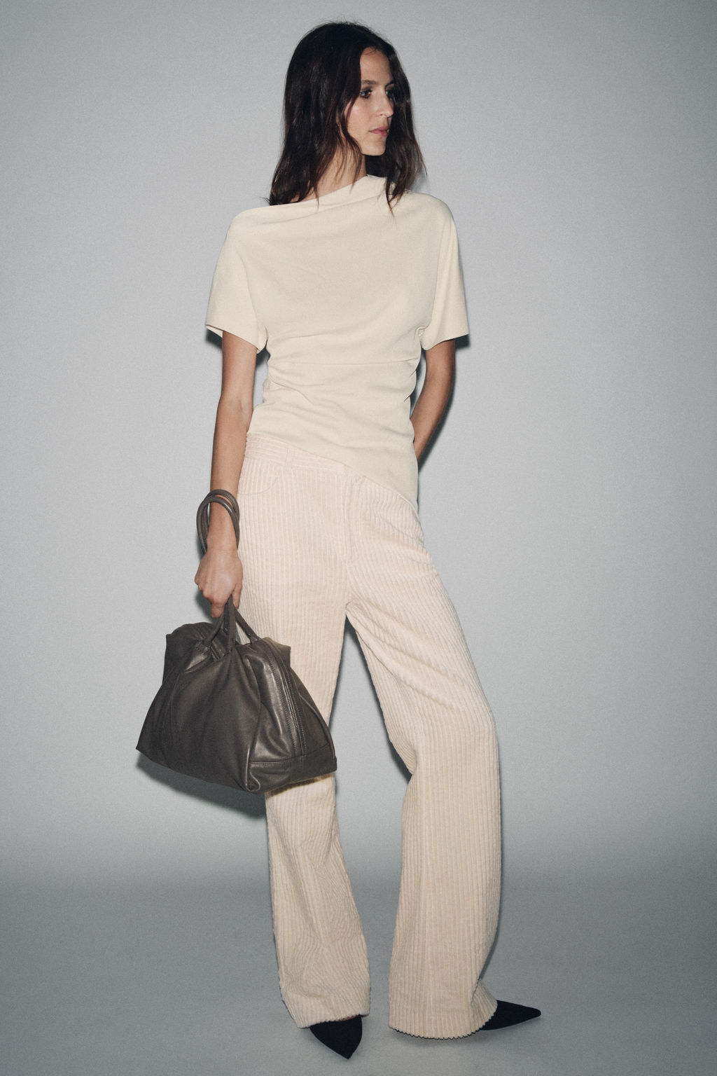 MAXI LEATHER BOWLING BAG - Zara фото 10