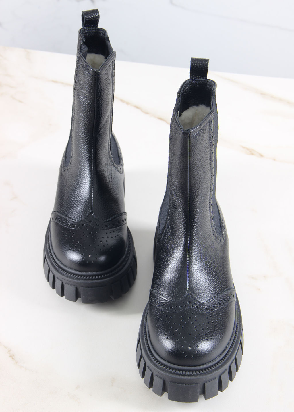 Челси 360.P.21153bl. Черный макс/Байка