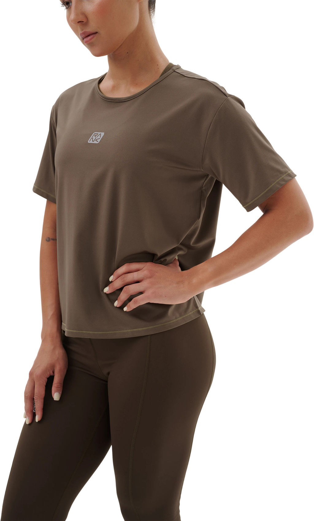 Футболка женская