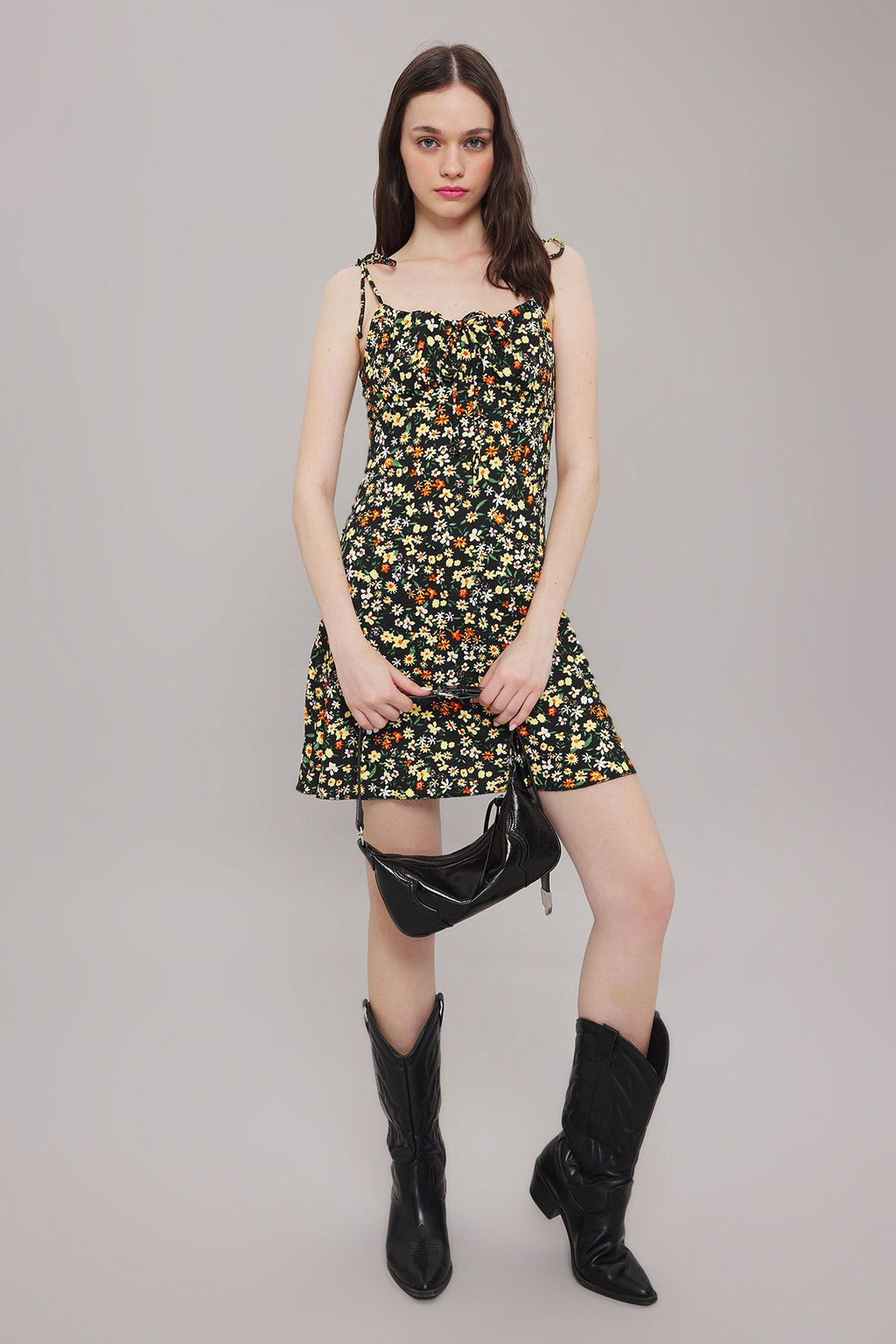 Mavi Cicek Bask?l? Burumcuk Ask?l? Skater/Belden Ac?lan Mini Orme Elbise TWOSS25EL00237 - Trendyolmilla фото 5