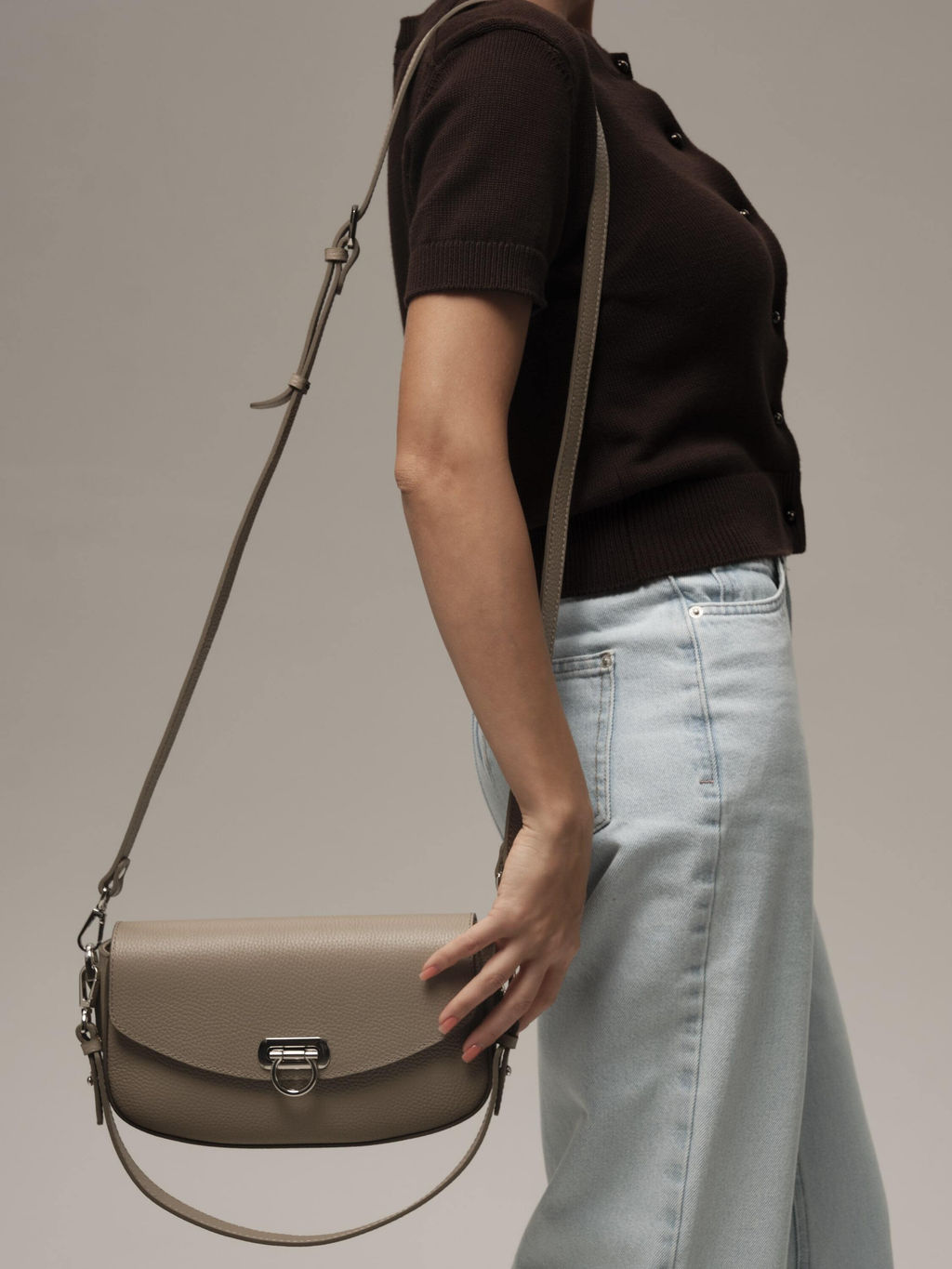 Сумка на плечо Azaro 31049 бежевый латте