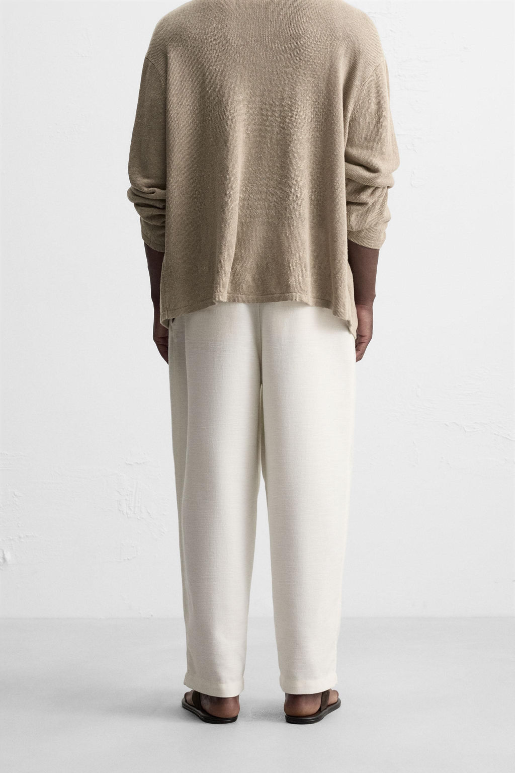 RELAXED FIT PLEATED TROUSERS - Zara фото 3