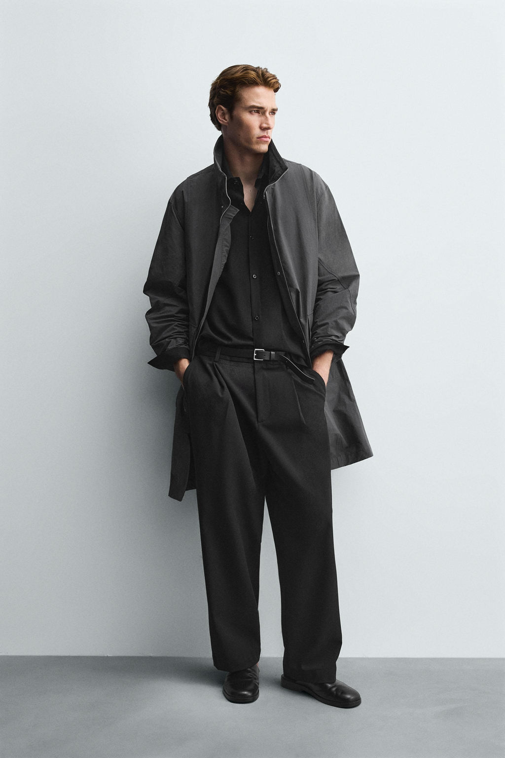 LIGHTWEIGHT TECHNICAL PARKA