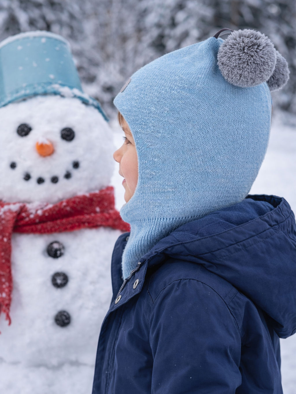 Шлем вязаный светлоголубой