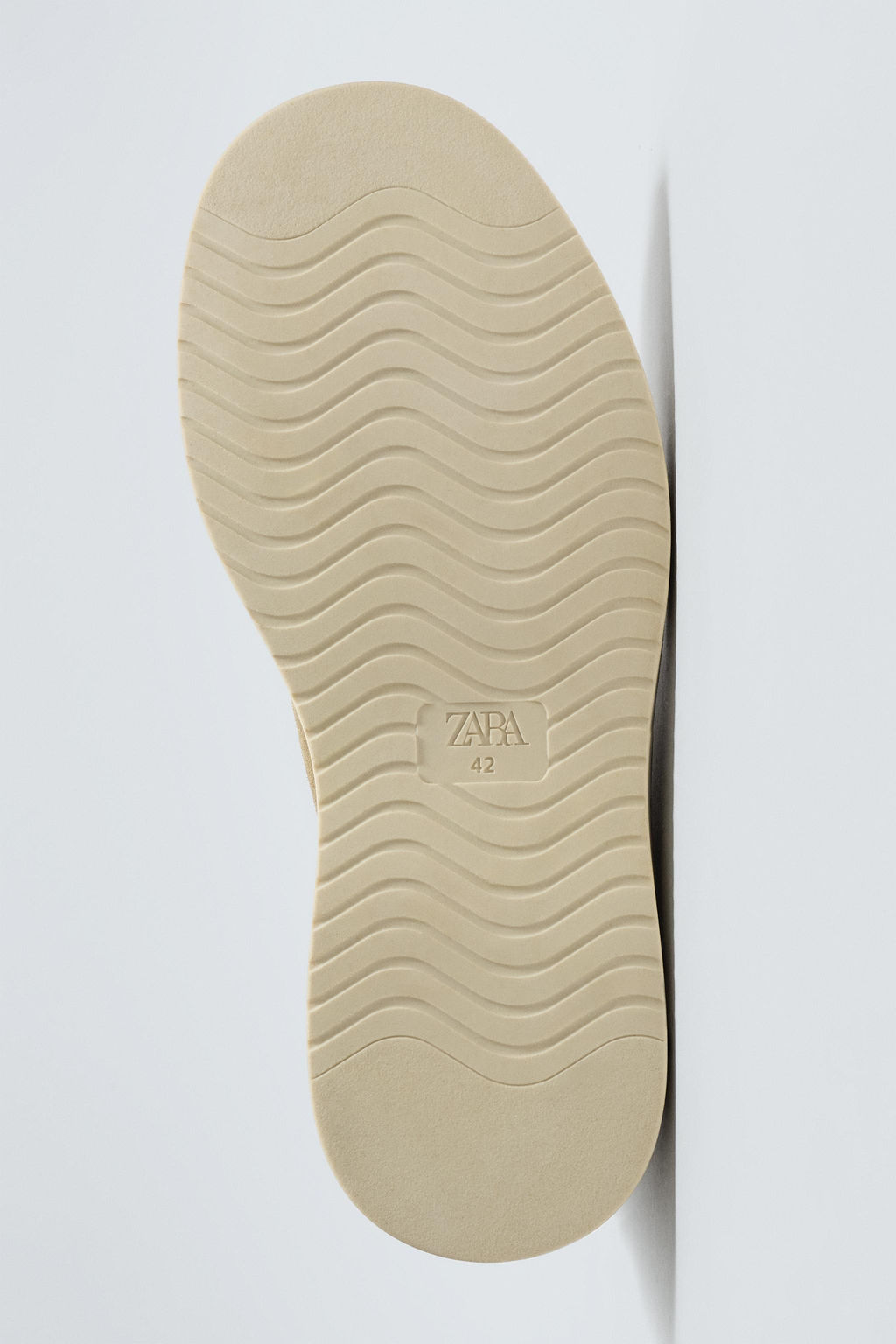 LEATHER LACE-UP BOOTS