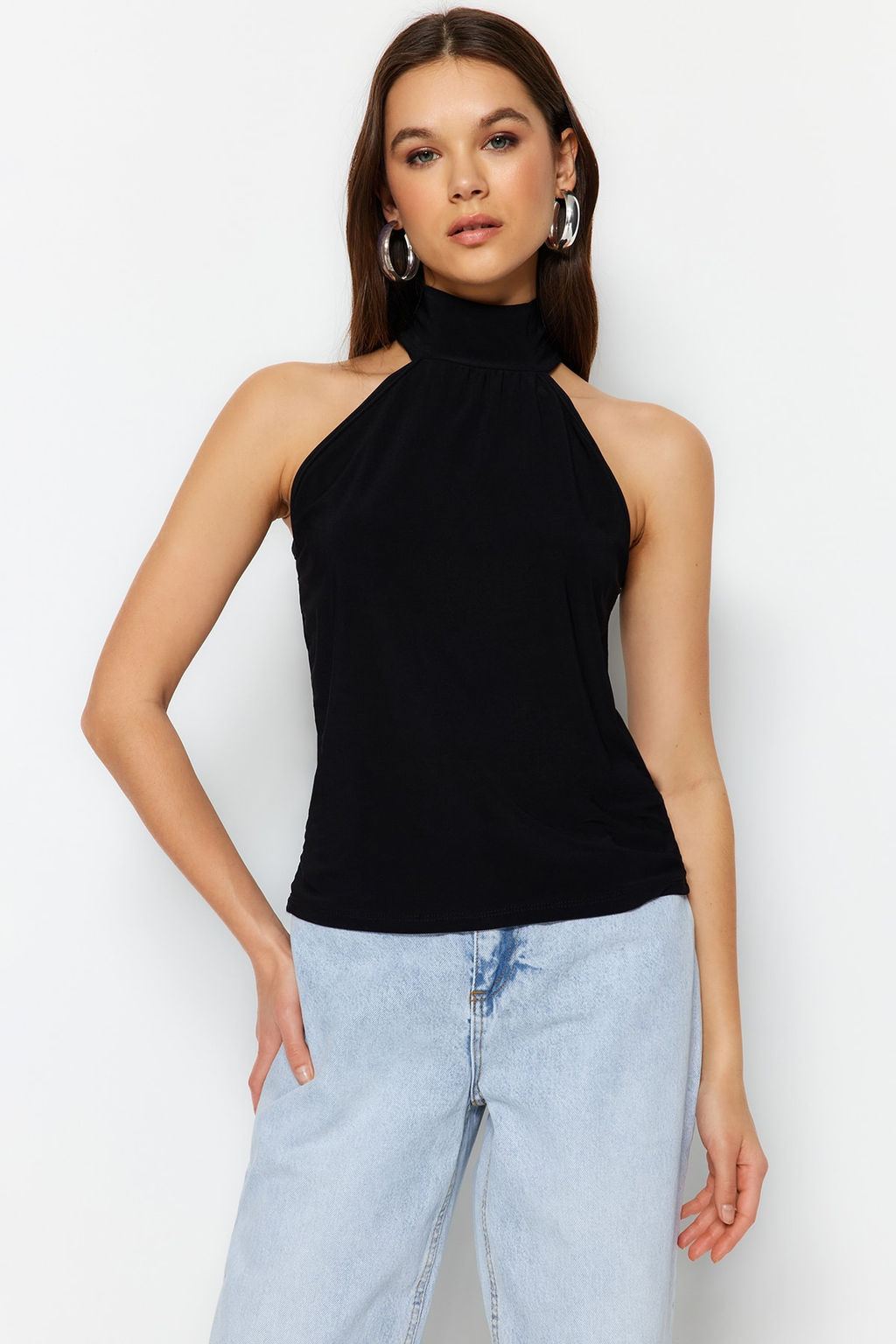 Trendyolmilla Siyah Halter Yaka Omzu Ac?k Esnek Orme Bluz TWOSS23BZ00947  фото 4