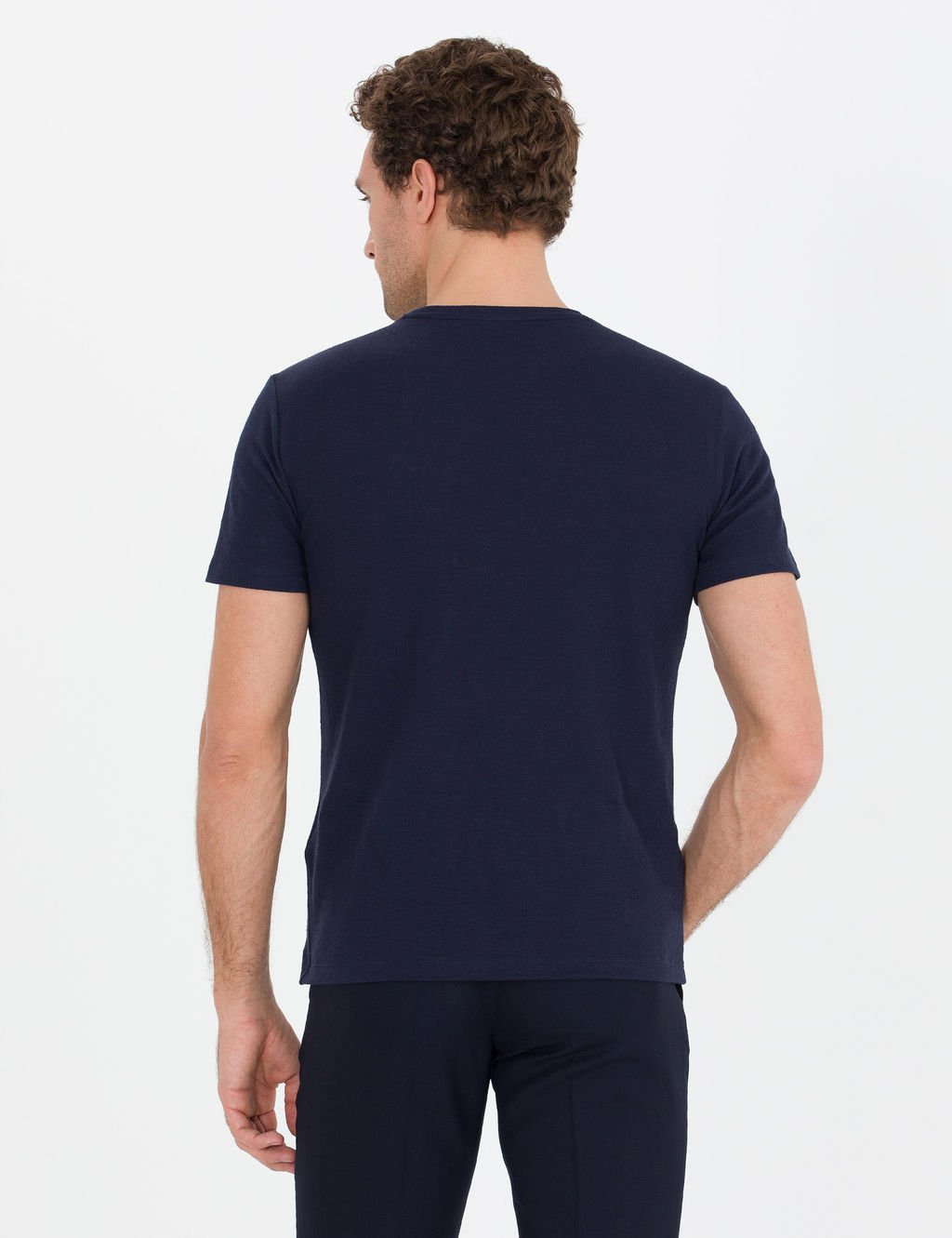 Темно-синяя футболка узкого кроя с круглым вырезом - Cacharel фото 11