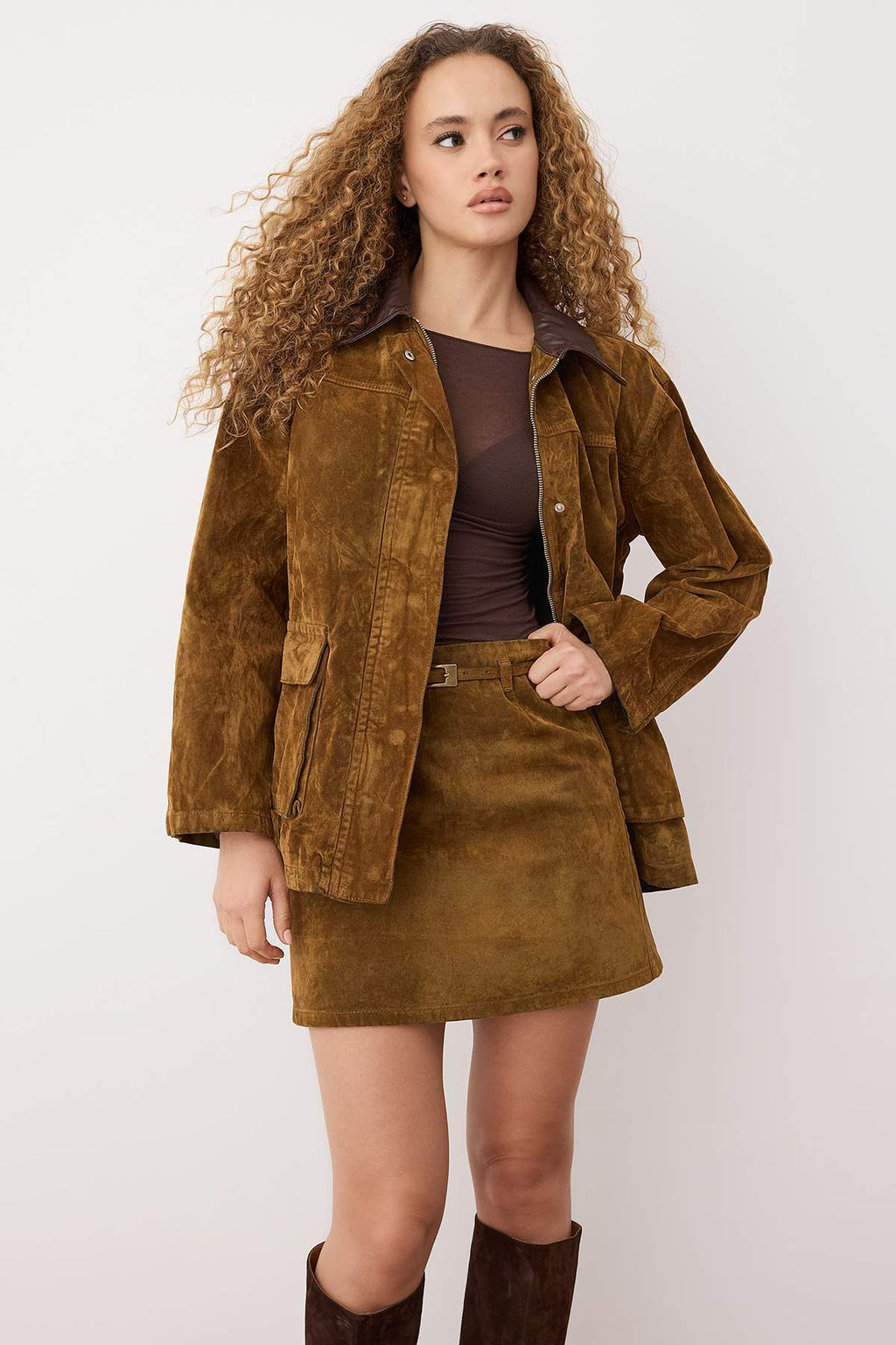 Camel Yakas? Deri Detayl? Suet Gorunumlu Oversize Denim Ceket TWOAW26CE00051