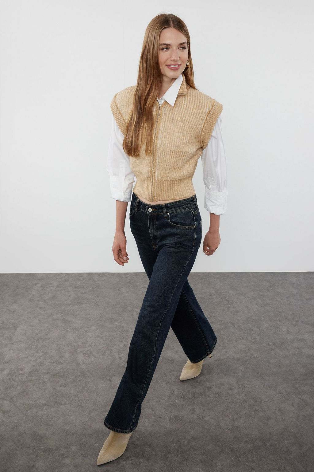 Bej Yumusak Dokulu Dik Yaka Fermuarl? Regular Yelek TWOAW25YE00033 - Trendyolmilla фото 2