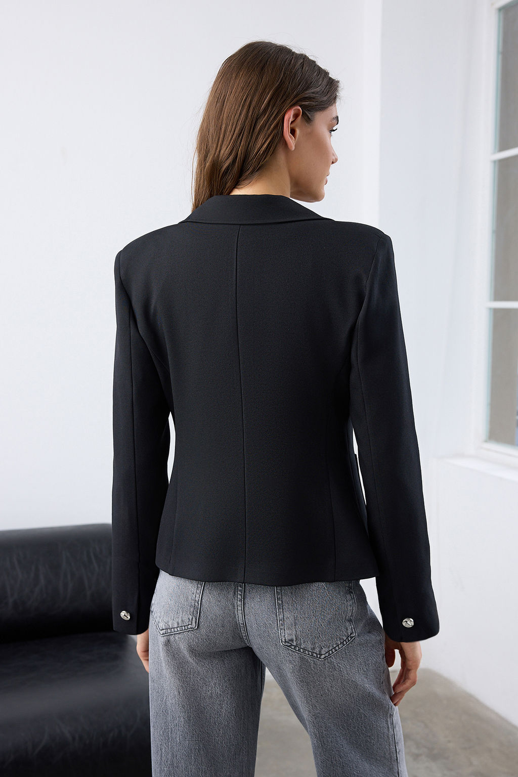 Siyah Aksesuar Dugmeli Cepli Fitted/Bele Oturan Dokuma Blazer Ceket TWOAW26BC00007