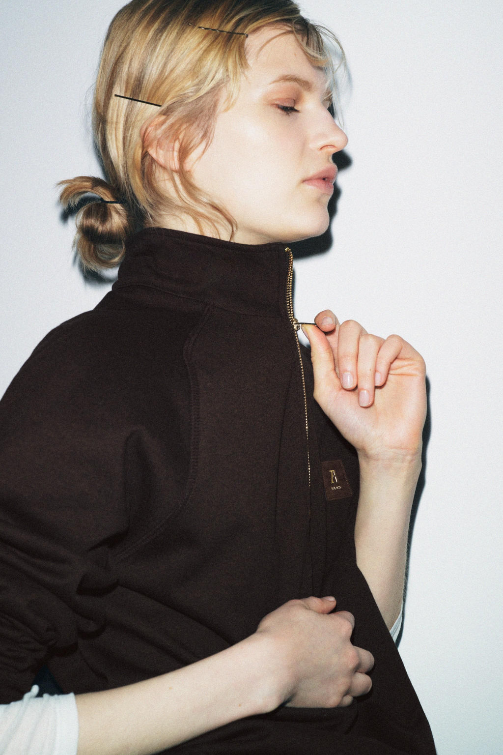 SWEATSHIRT WITH PATCH AND ZIP - Zara фото 16