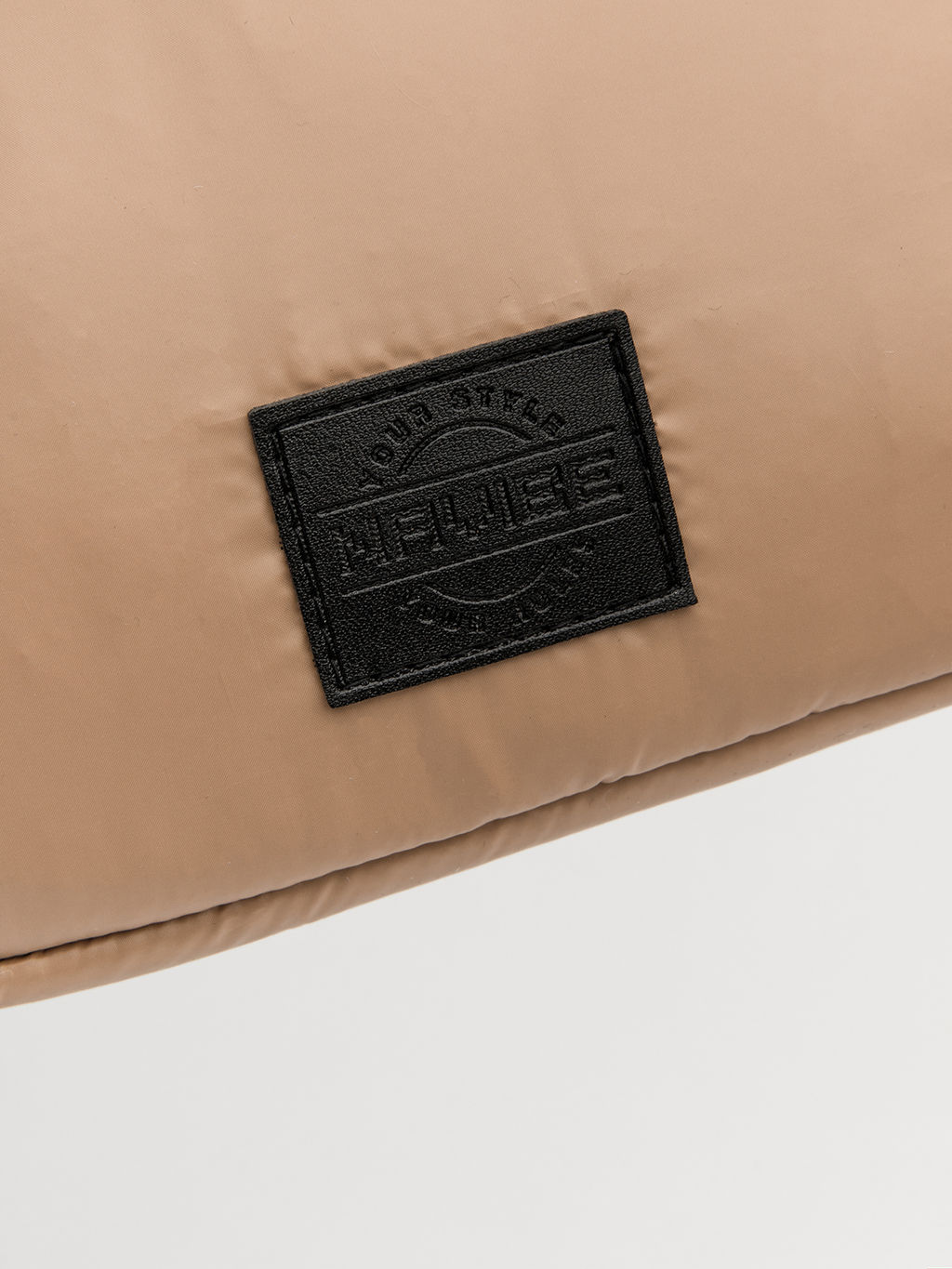 V66 501 22 Сумка женская