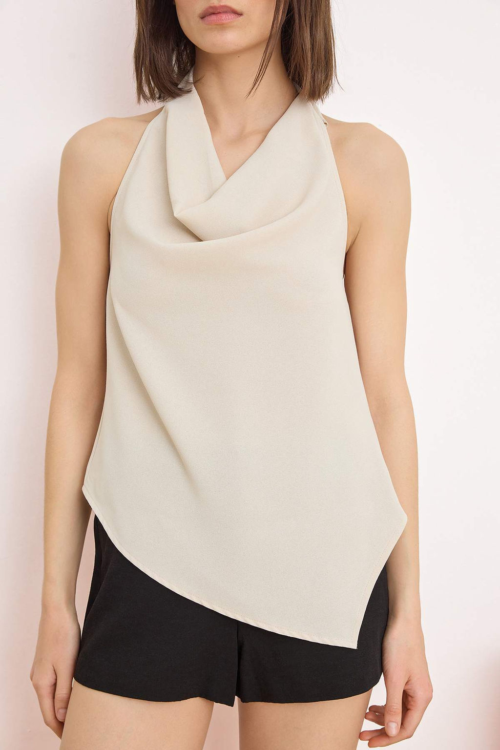 Bej Degaje Yaka S?rt Dekolteli Dokuma Krep Bluz TWOSS26BZ00408