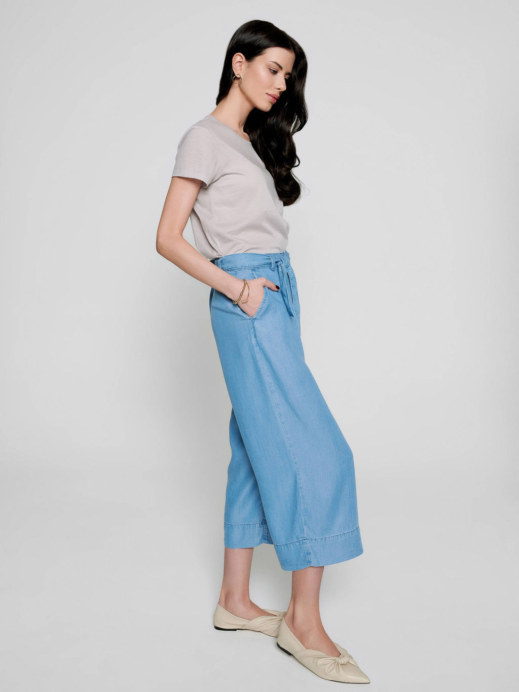 CONTE Джинсовые кюлоты из премиального тенсела AK003 bleach blue - Conte elegant фото 2