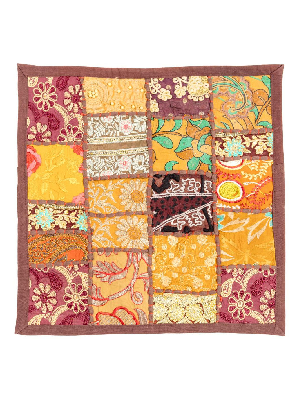 Наволочка декоративнаяс вышивкой в ассор.№Нв20/216