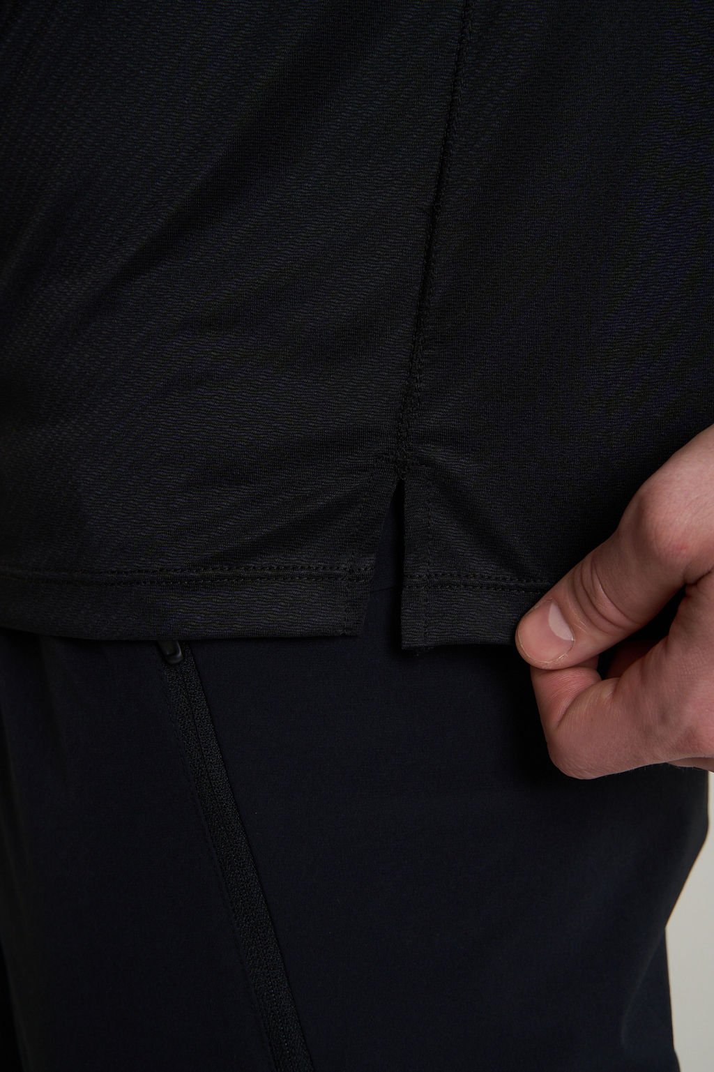 Футболка Черный ANTA RUNNING SS Tee фото 8