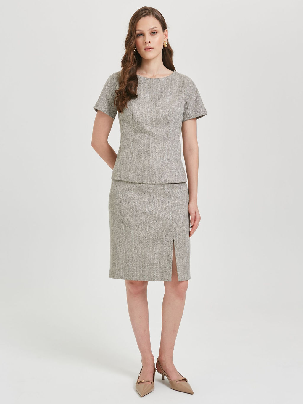 Блузка с цельнокроеным рукавом