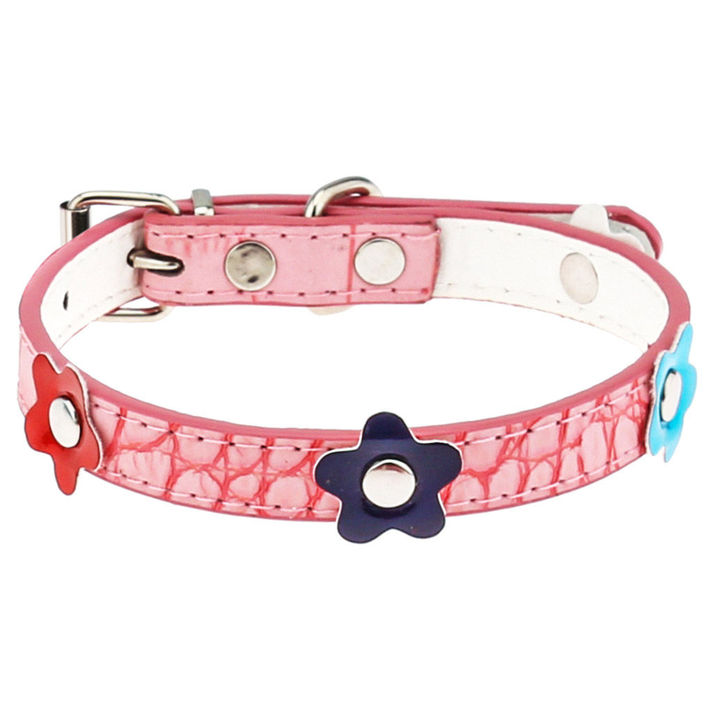 "Пэт тойс (Pet toys)" Ошейник для собаки "Цветы" 1,4х38см, металлическая застежка, под кожу, с декором, на картоне, цвета в ассортименте: красный, синий, розовый, коричневый (Китай)