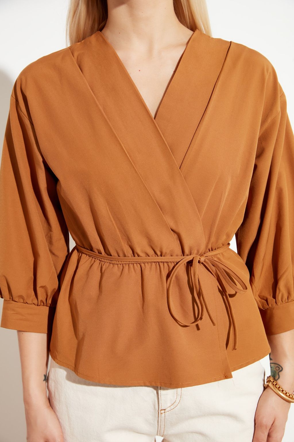 Camel Kruvaze Dokuma Baglama Detayl? Bluz TWOSS21BZ0287