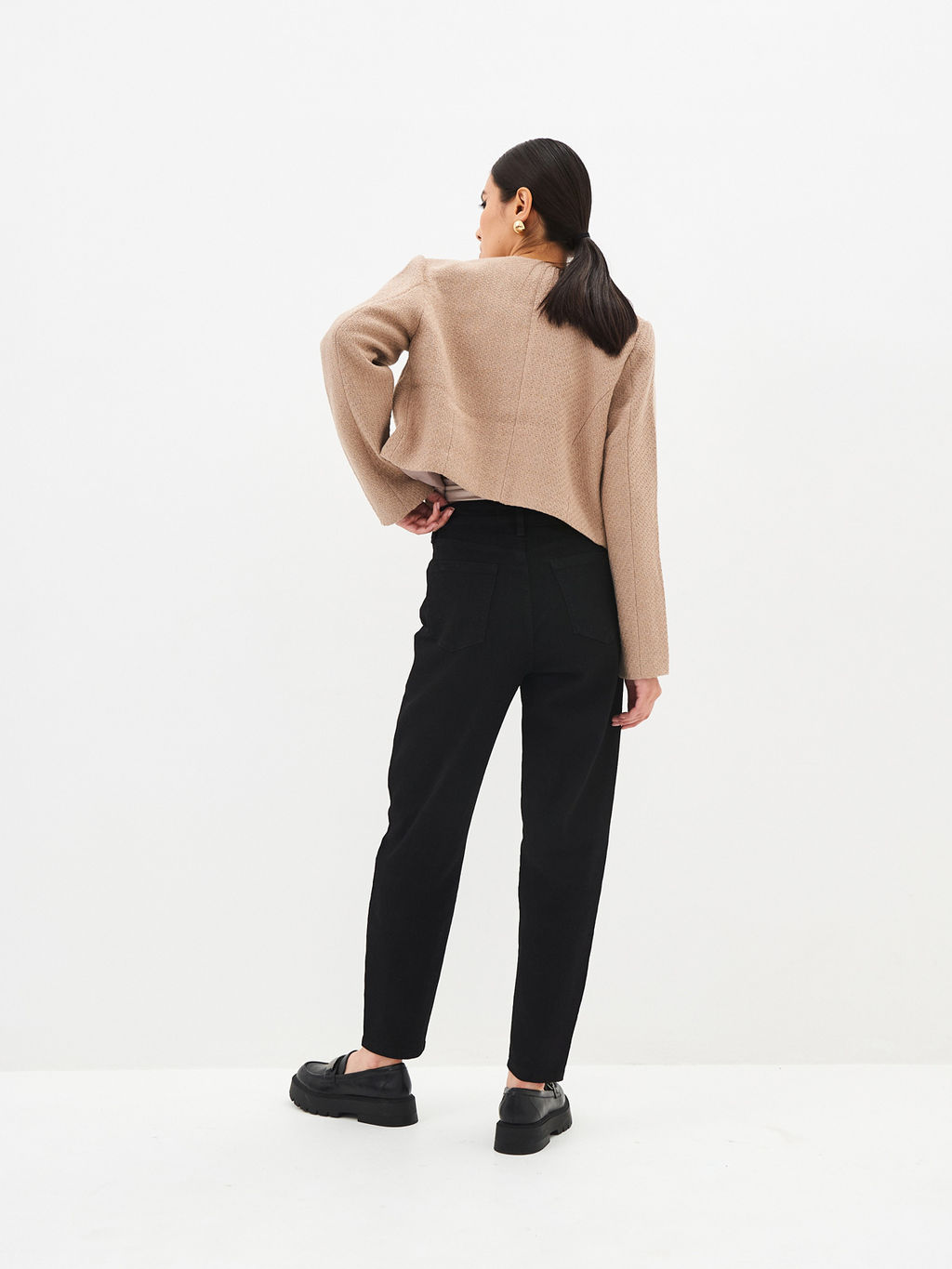 Женские джинсы mom fit с высокой посадкой - Mossmore фото 4