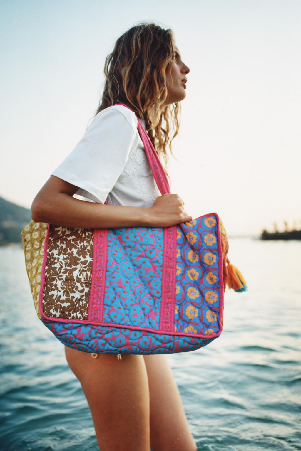 BOLSA ACOLCHADA ESTAMPADO PATCHWORK / ?nico - Zara фото 2
