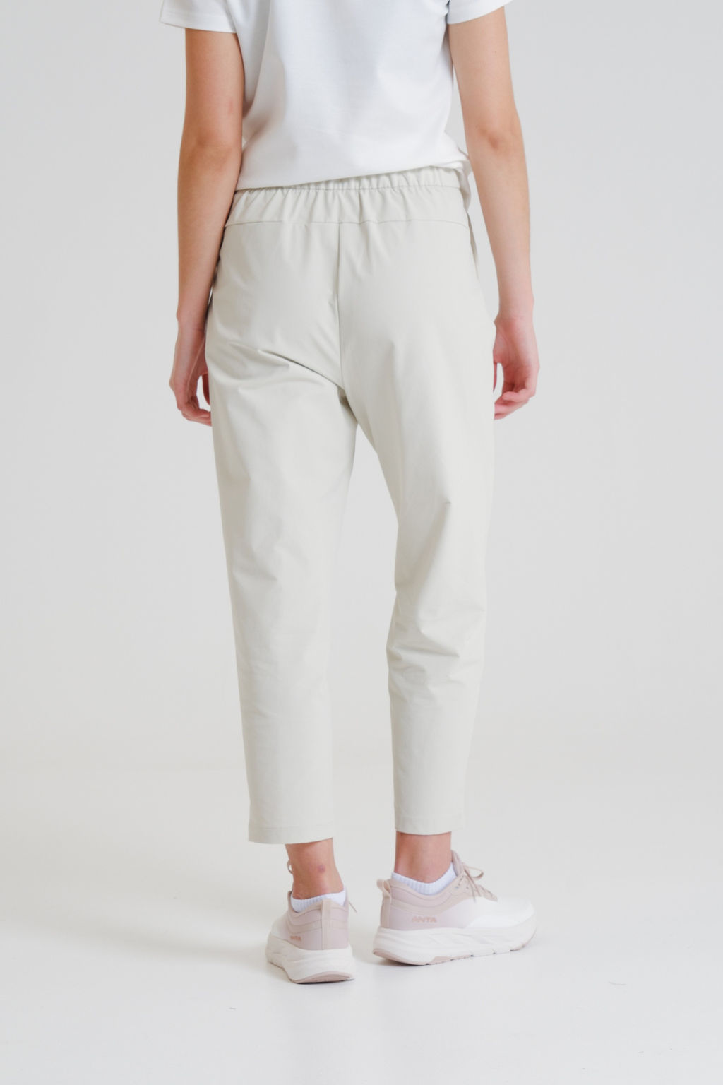 Брюки текстильные Молочный