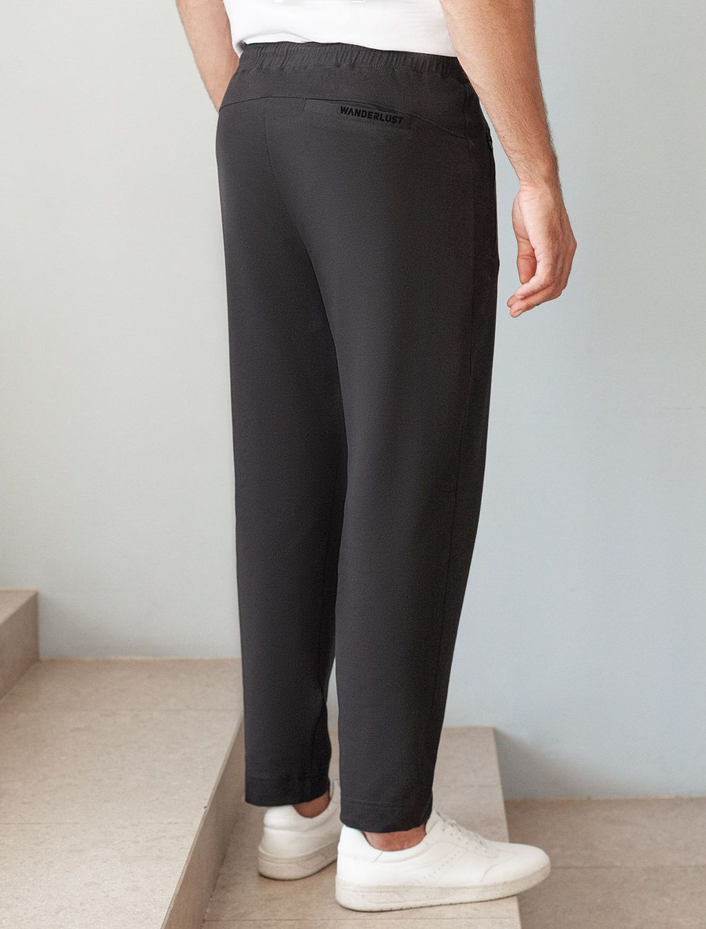 Брюки джоггеры на резинке из премиального футера двухнитки