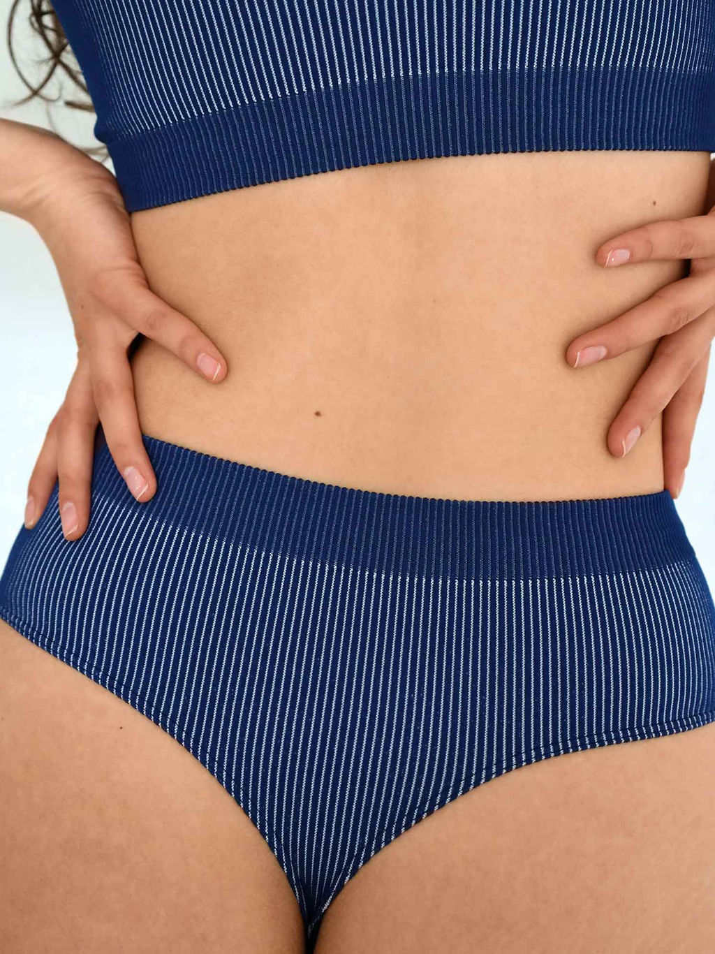 MY Трусы женские PE061 STRING 3D RIB  фото 8