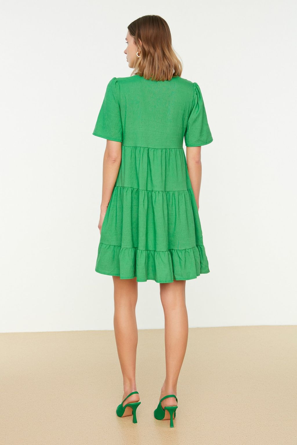 Zumrut Yesili Genis Kesim Mini Dokuma Elbise TWOSS20EL0400