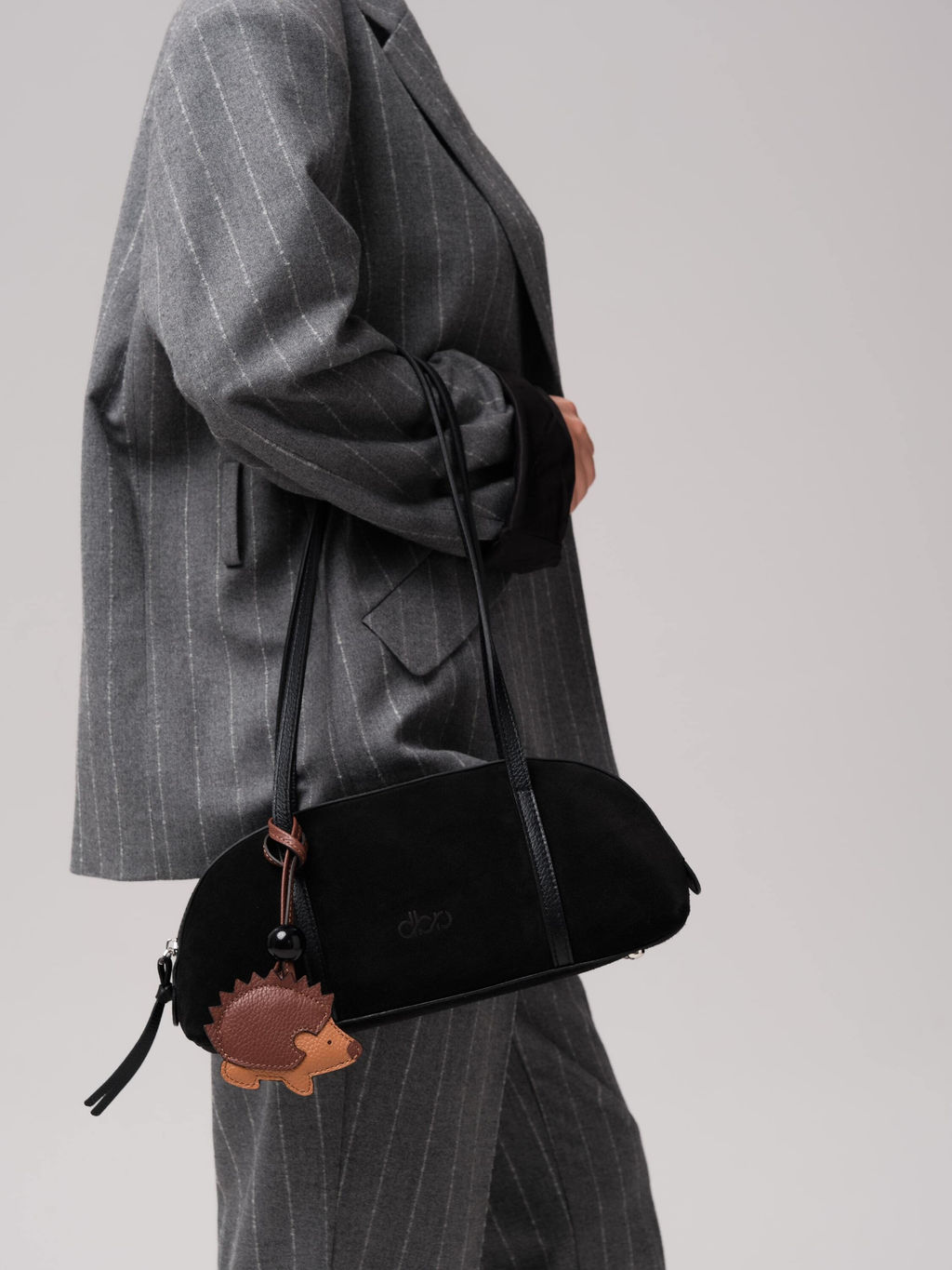 Замшевая сумка Ezhik DBR 31225 черный  фото 4