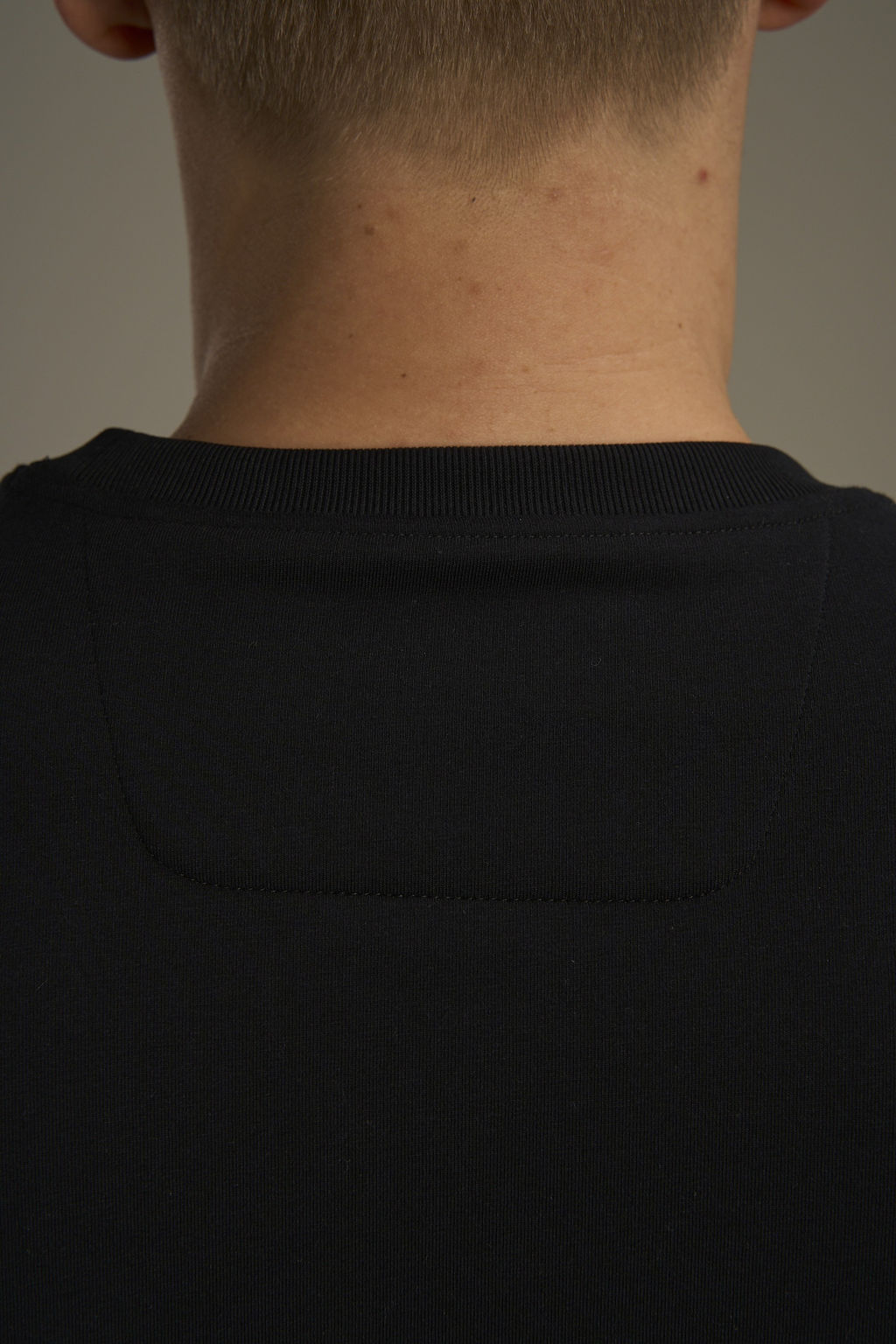 Свитшот утепленный Черный