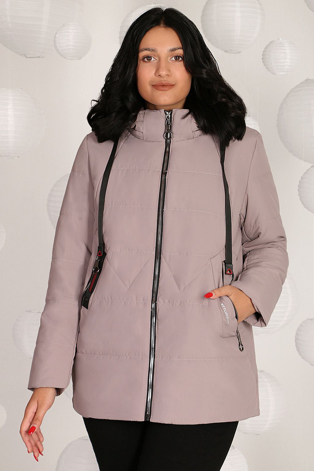 Куртка с капюшоном больших размеров