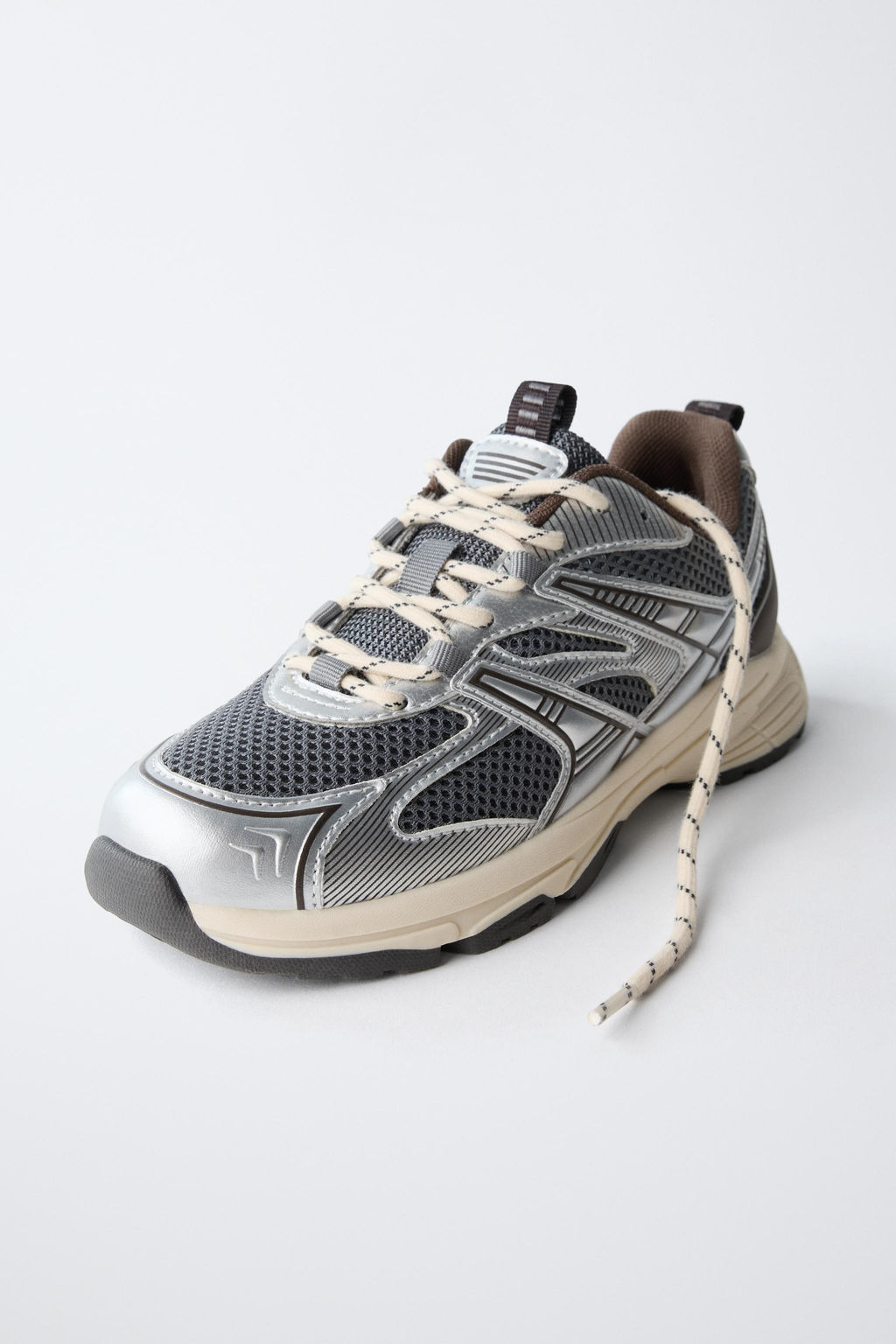 ZAPATILLA DEPORTIVA METALIZADA / Plata - Zara фото 3
