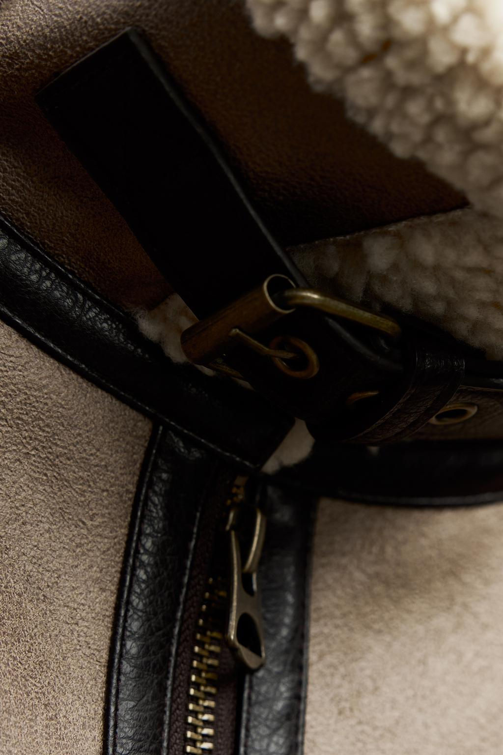 DOUBLE-FACED SHORT JACKET - Zara фото 5