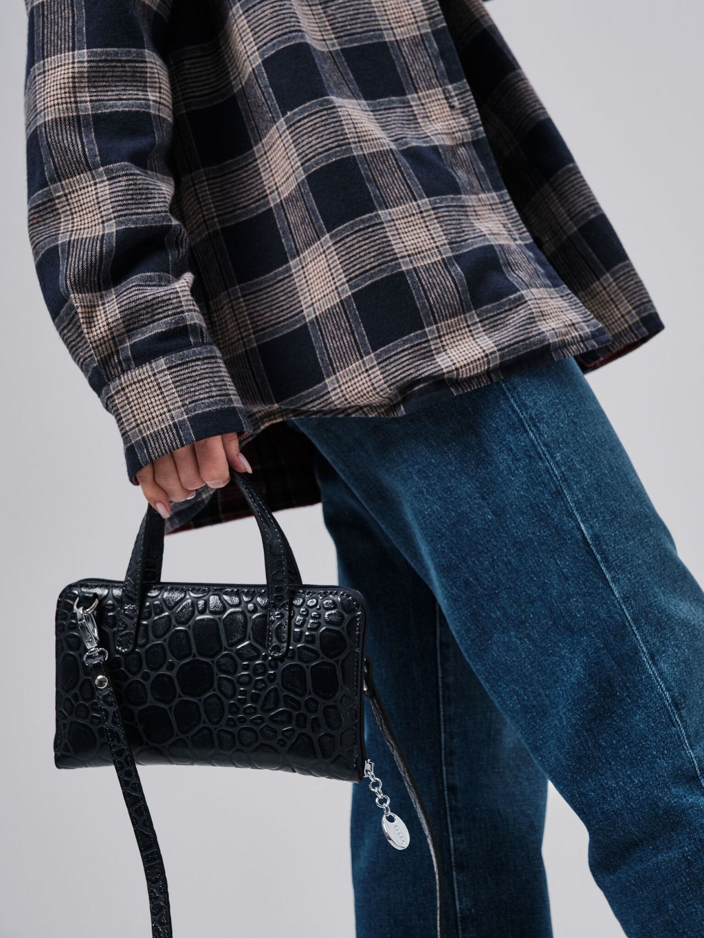 Сумка кожаная Azaro 30850 синий камень