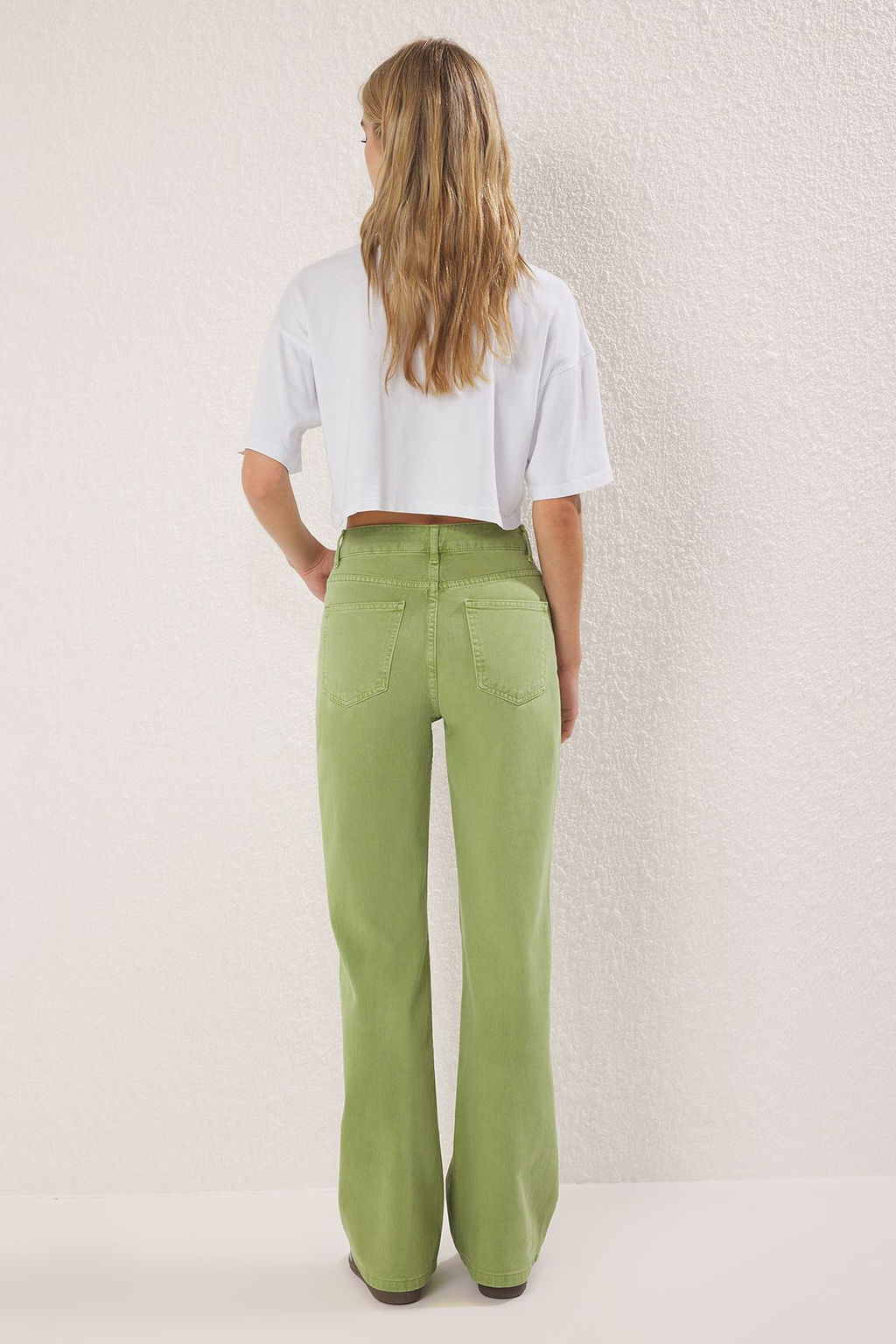 TRENDYOLMILLA Ekru Yuksek Bel Wide Leg Jeans TWOAW24JE00274 фото 10