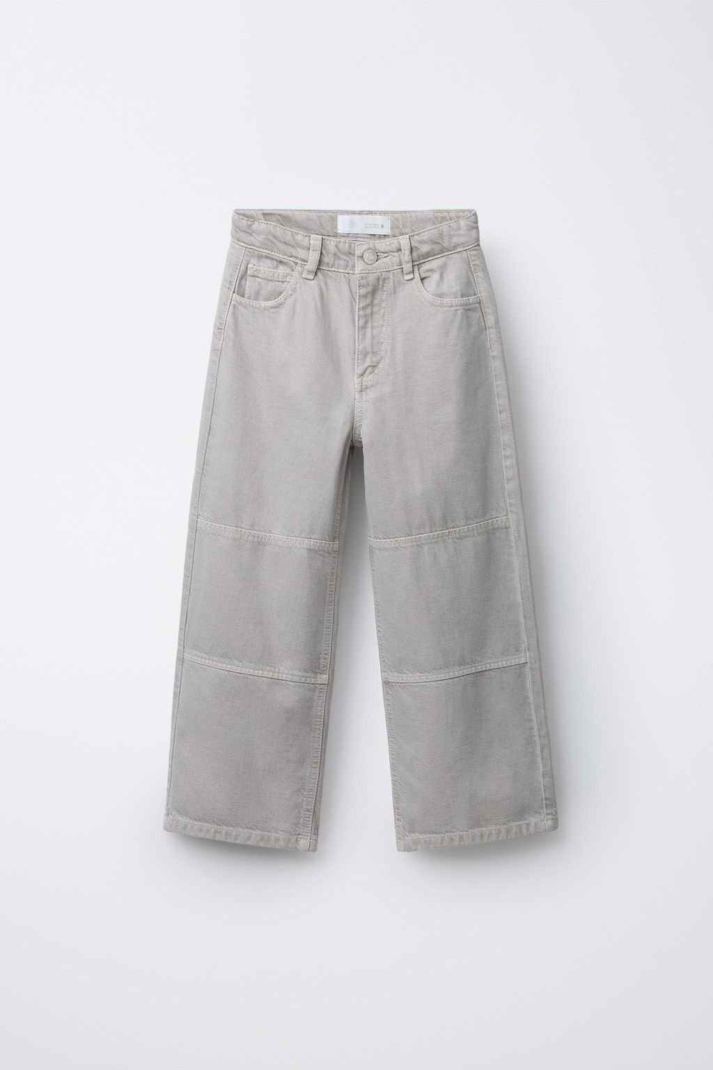 STRAIGHT JEANS WITH SEAM DETAILS