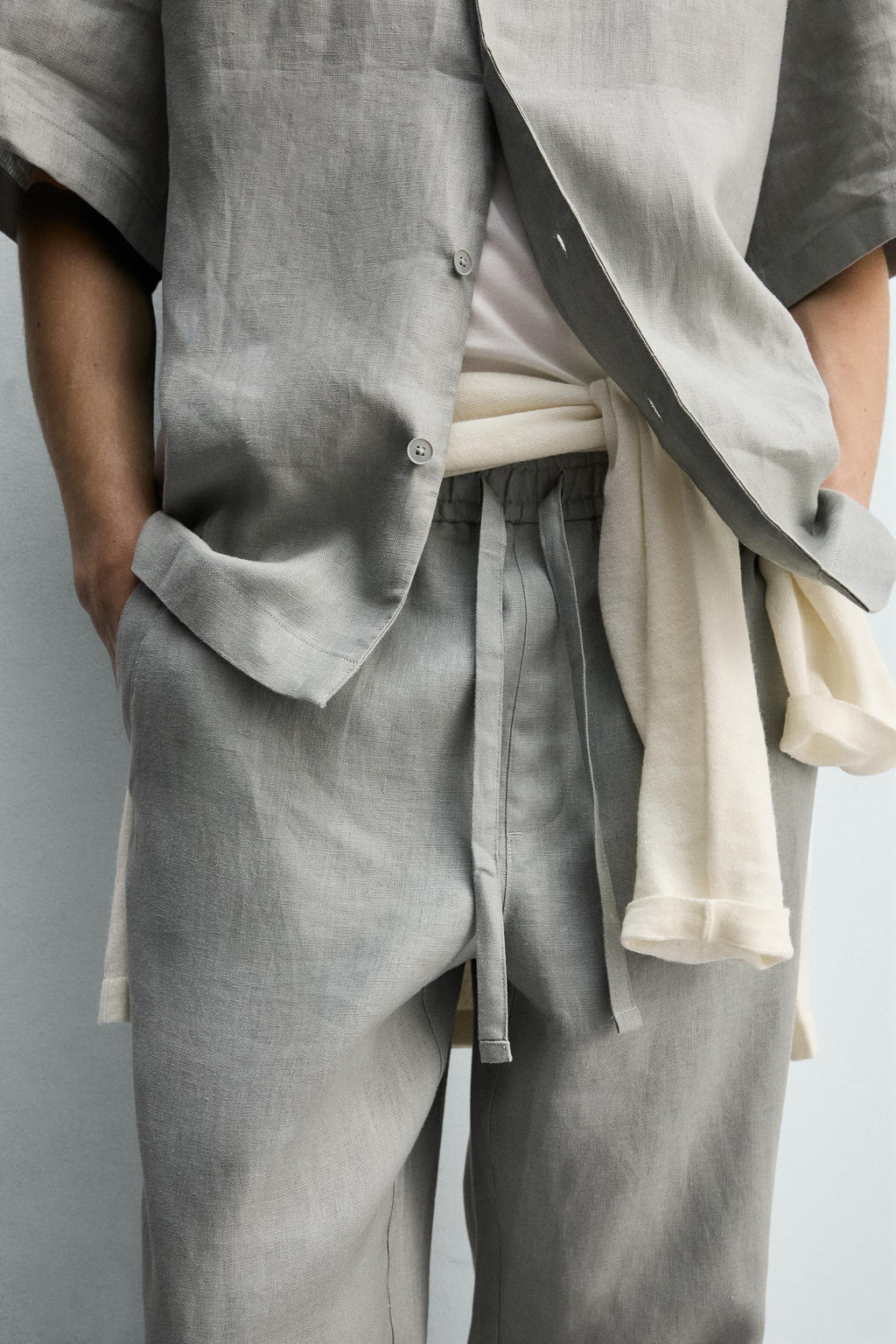 PANTAL?N RELAXED FIT 100% LINO / Marr?n / Topo