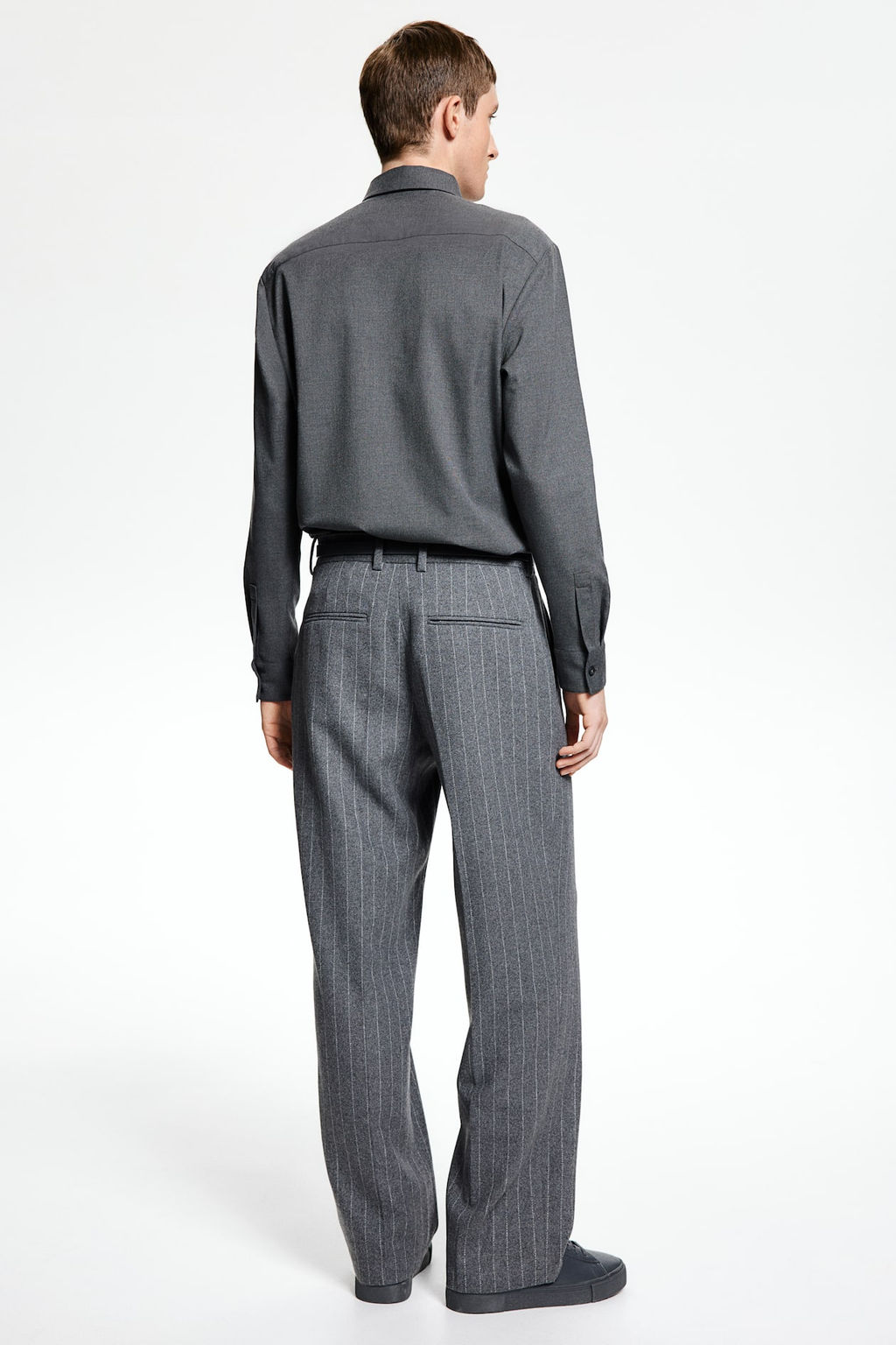 Pantalon de traje en mezcla de lana Relaxed Fit - H&m фото 5