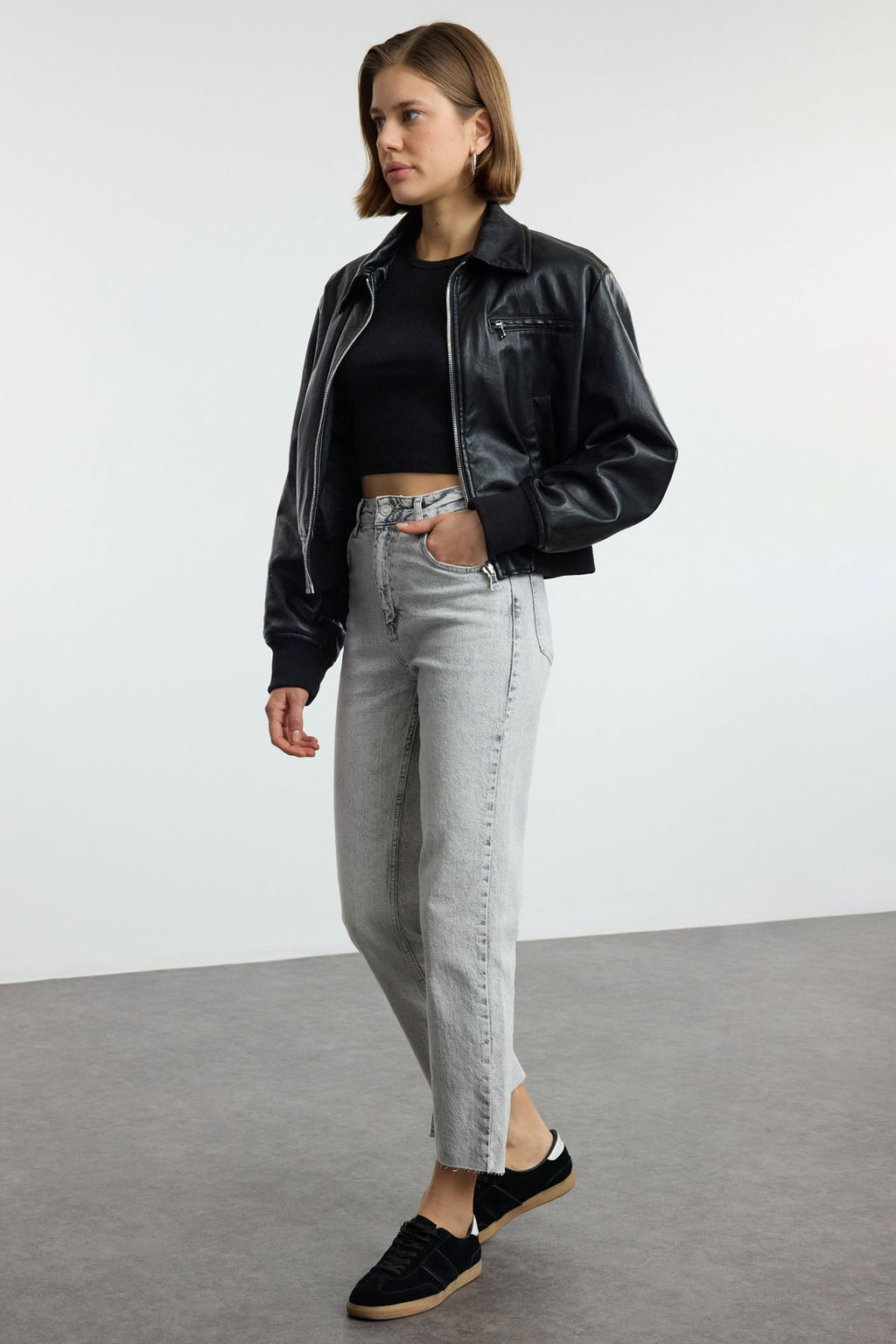 Gri Pacas? Kesikli Yuksek Bel Straight Jeans TWOAW25JE00175 - Trendyolmilla фото 2