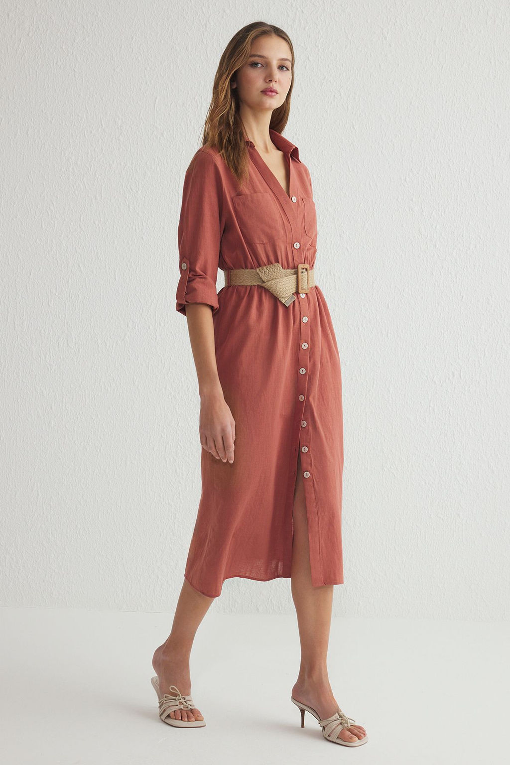 Camel Kemerli Cizgili Midi Dokuma Gomlek Elbise TWOSS25EL00063