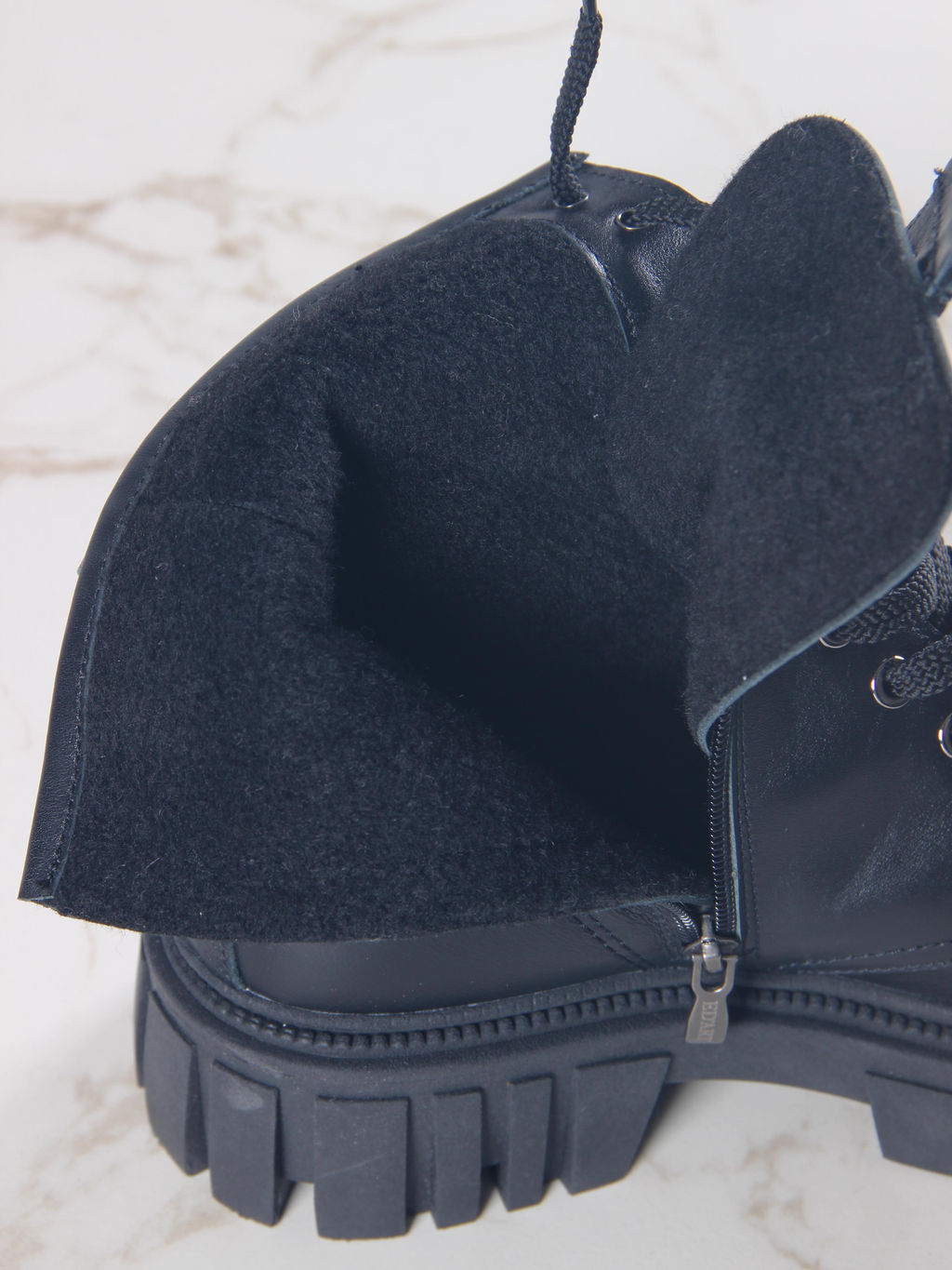 Ботинки 329.21153bl.black/Шерсть