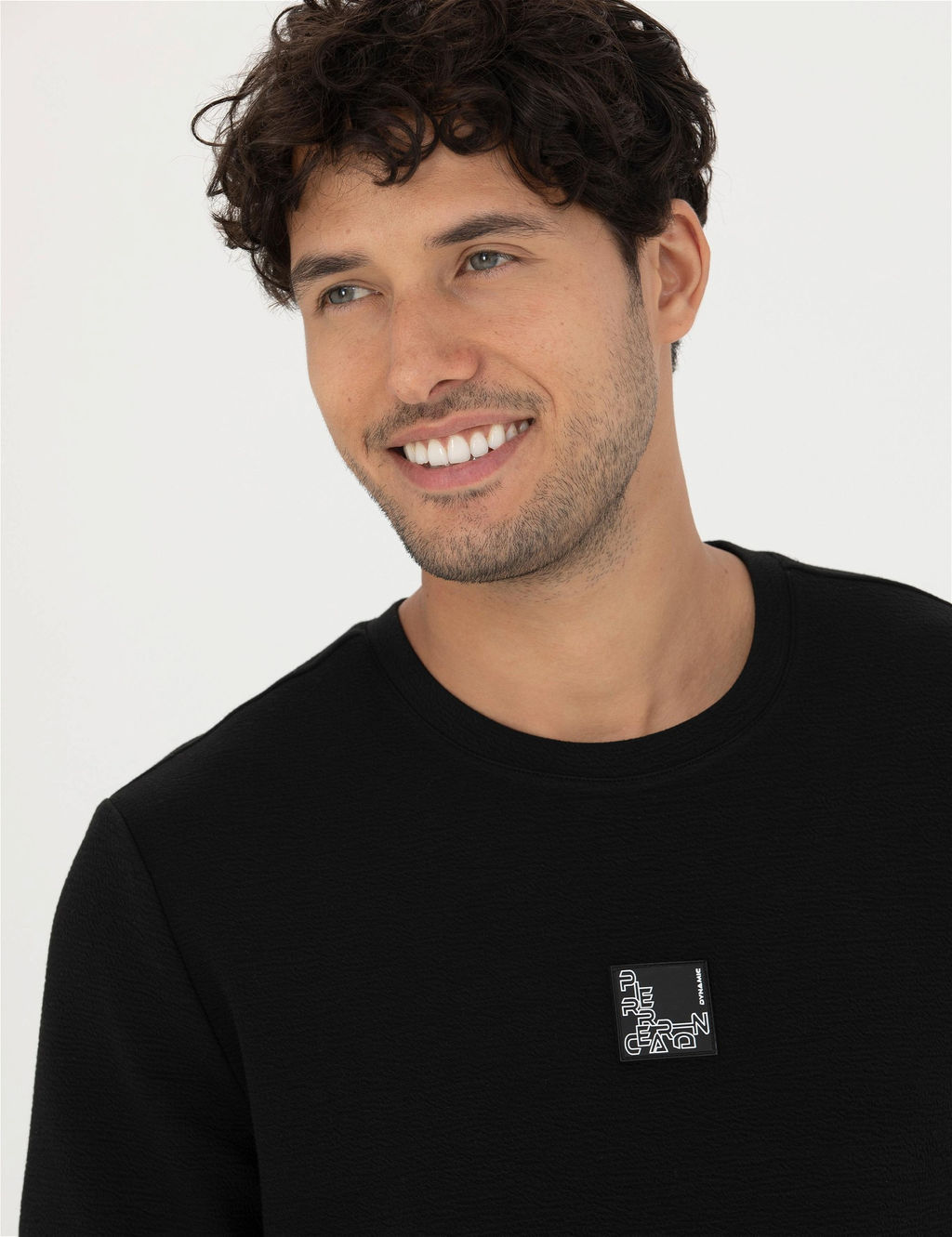 Siyah Regular Fit Sweatshirt