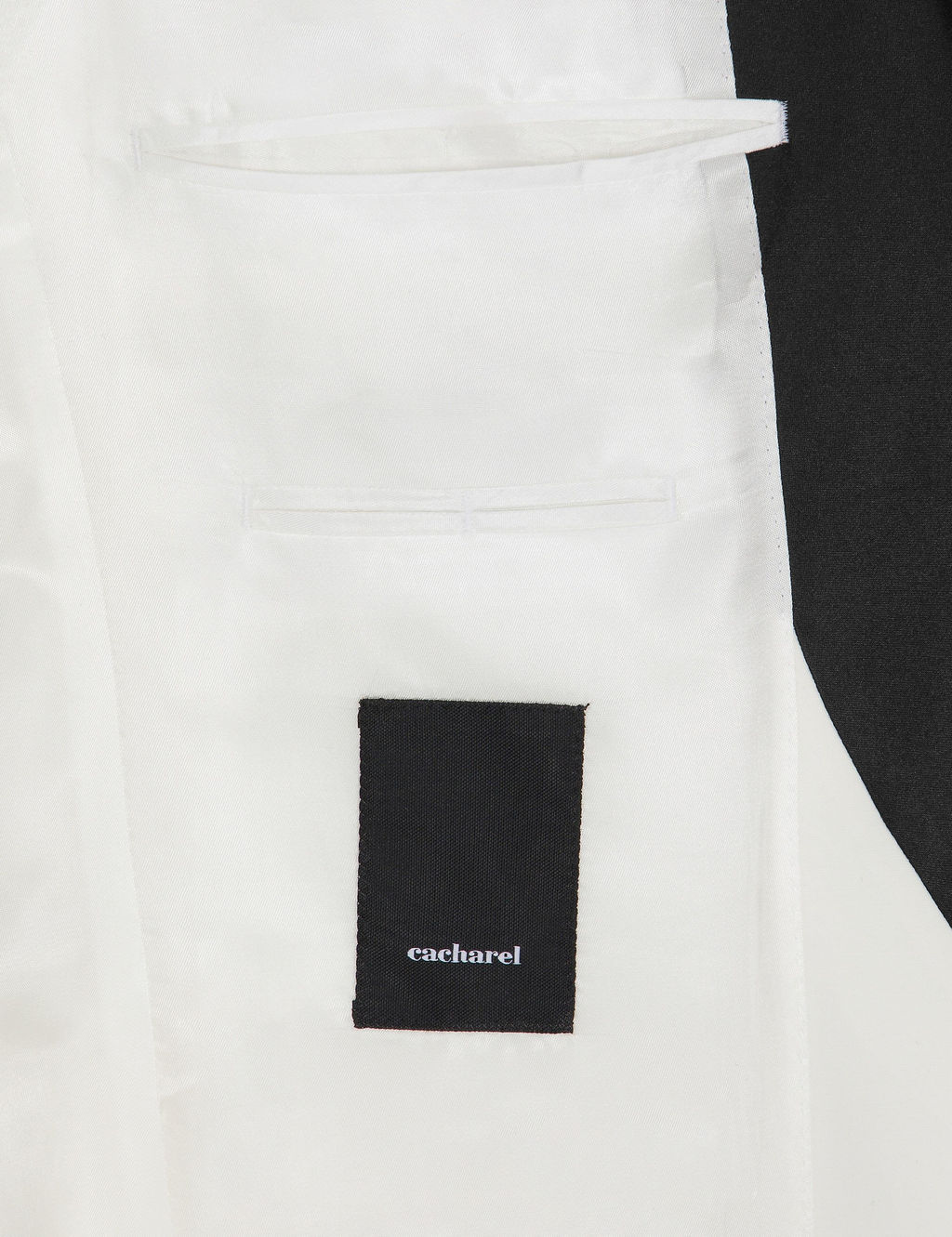 Белый приталенный костюм-смокинг для жениха - Cacharel фото 7