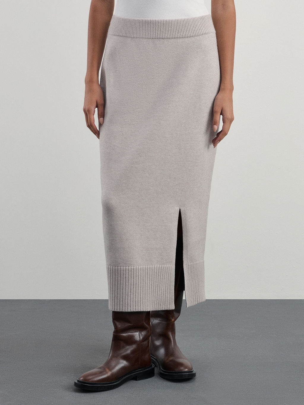 Вязаная юбка карандаш с разрезом / Zarina  фото 2