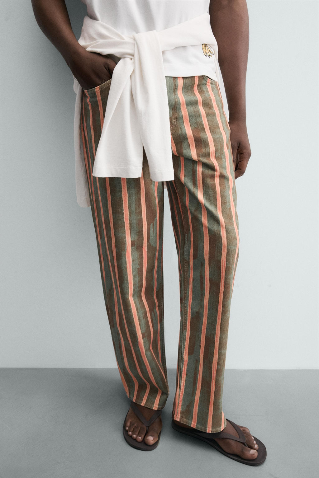 JEANS RELAXED FIT ESTAMPADO GEOM?TRICO / Verde medio - Zara фото 5
