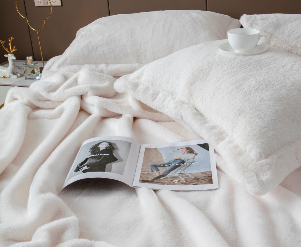 Покрывало декоративное Rabbit (молоко) - Kazanov.a. фото 4