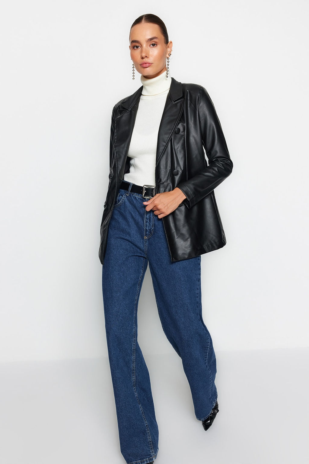 Trendyolmilla Fusya Suni Deri Kruvaze Kapama Astarl? Dokuma Blazer Ceket TWOAW21CE0156
