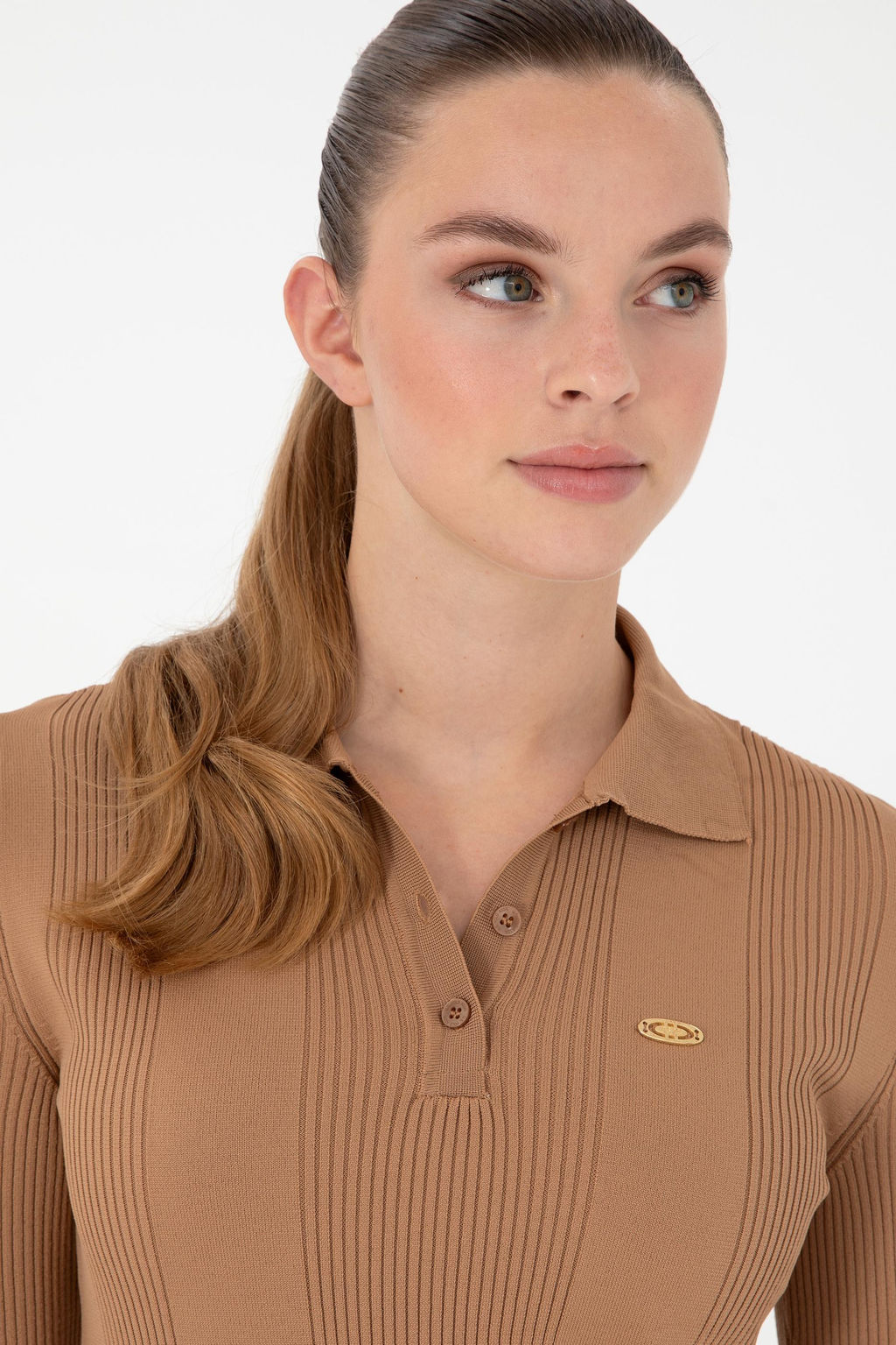 Женский светло-коричневый свитер Неожиданная скидка в корзине - U.s. polo assn фото 2